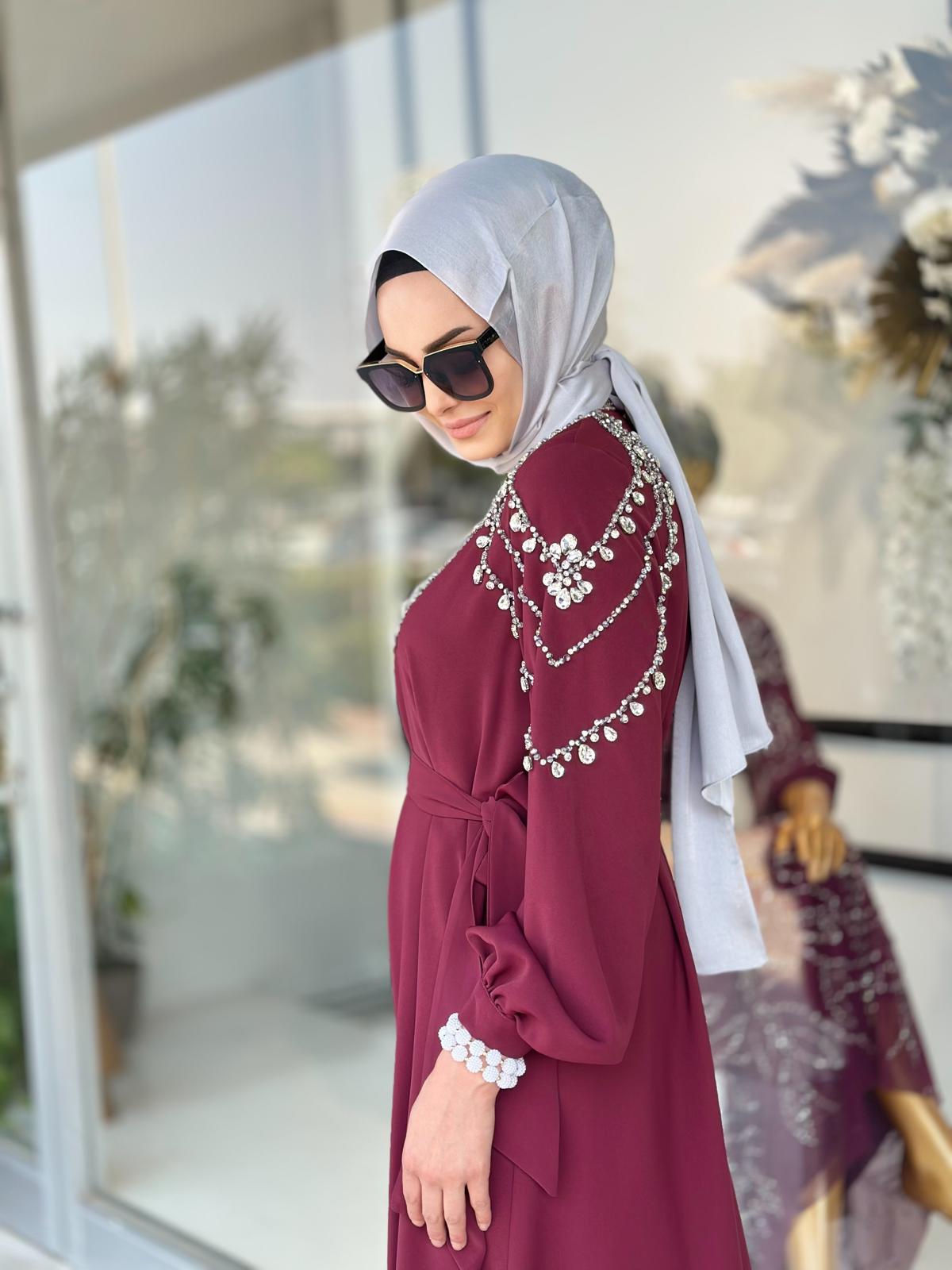 Yaka Ve Omuz Taş İşlemeli Elbise-Tac 4207