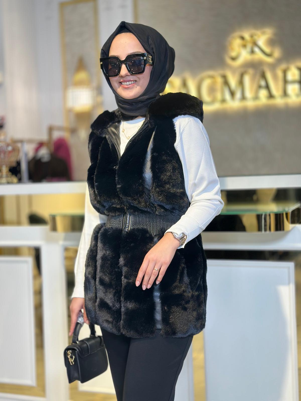 Brest Ribanalı Kürk Yelek-Tac 04591