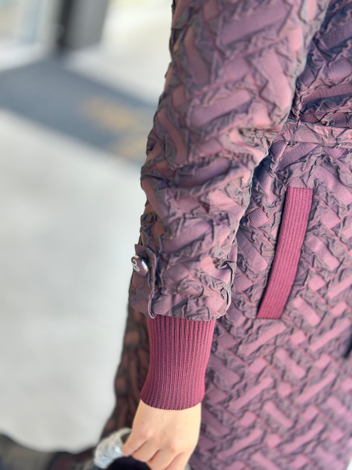 Jakarlı Kabartmalı Kap-Tac 2911