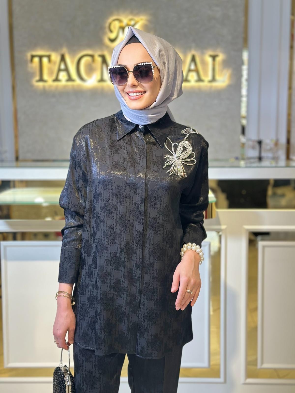 Omzu Taşlı Jakar Takım-Tac 1520