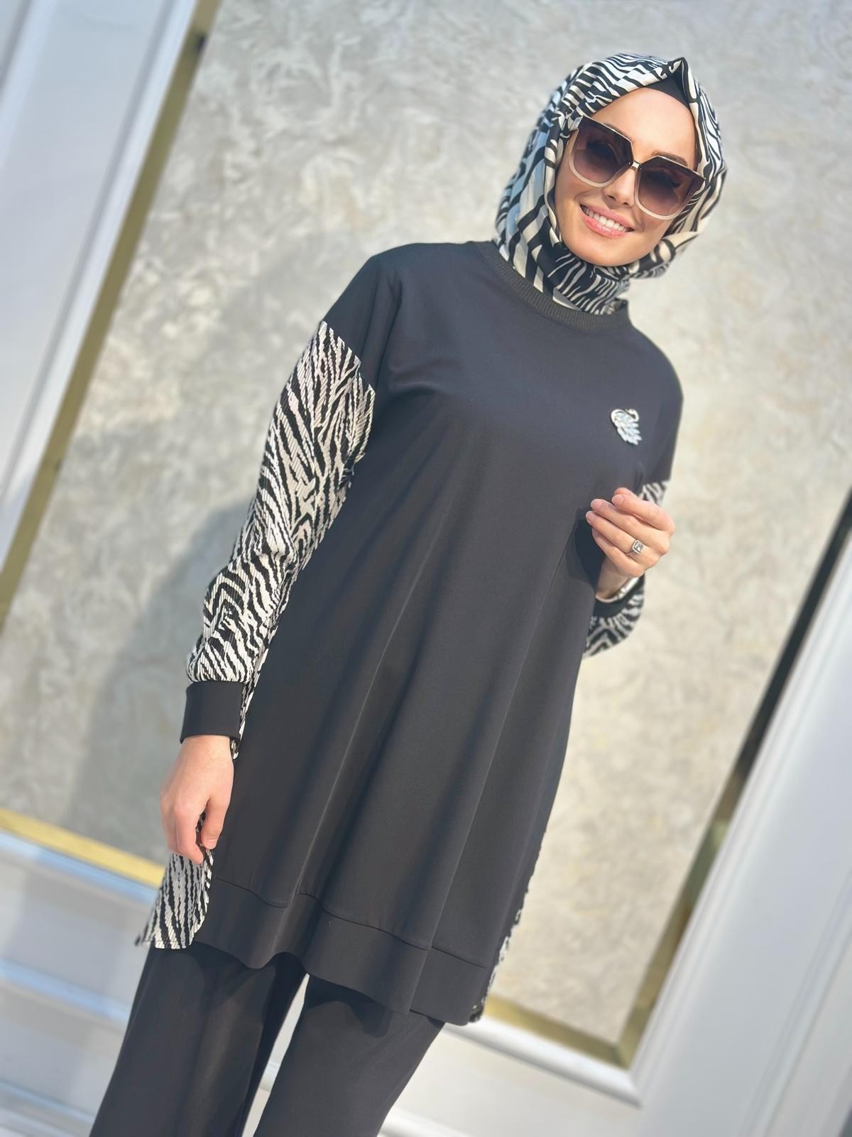 Plise Detay Zebra Desenli Tunik-Tac 2308