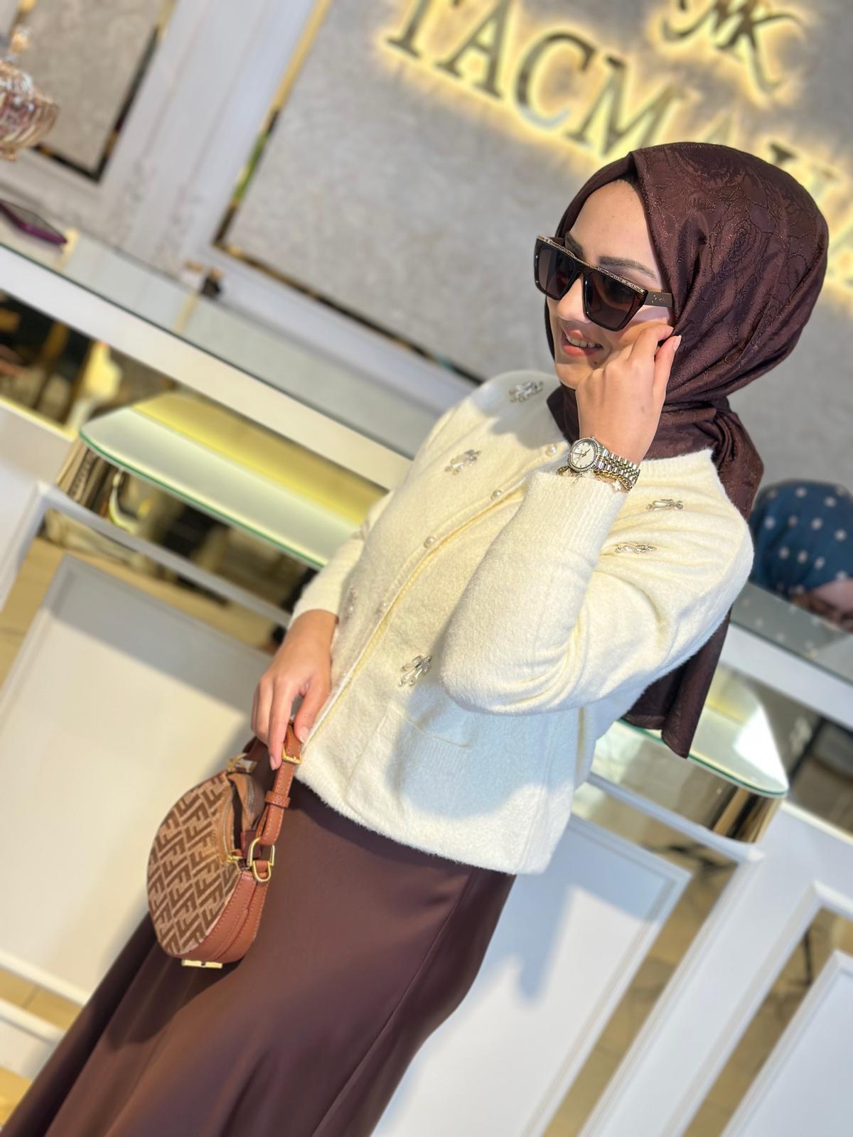 Önü İnci Taşlı Hırka-Tac 6101