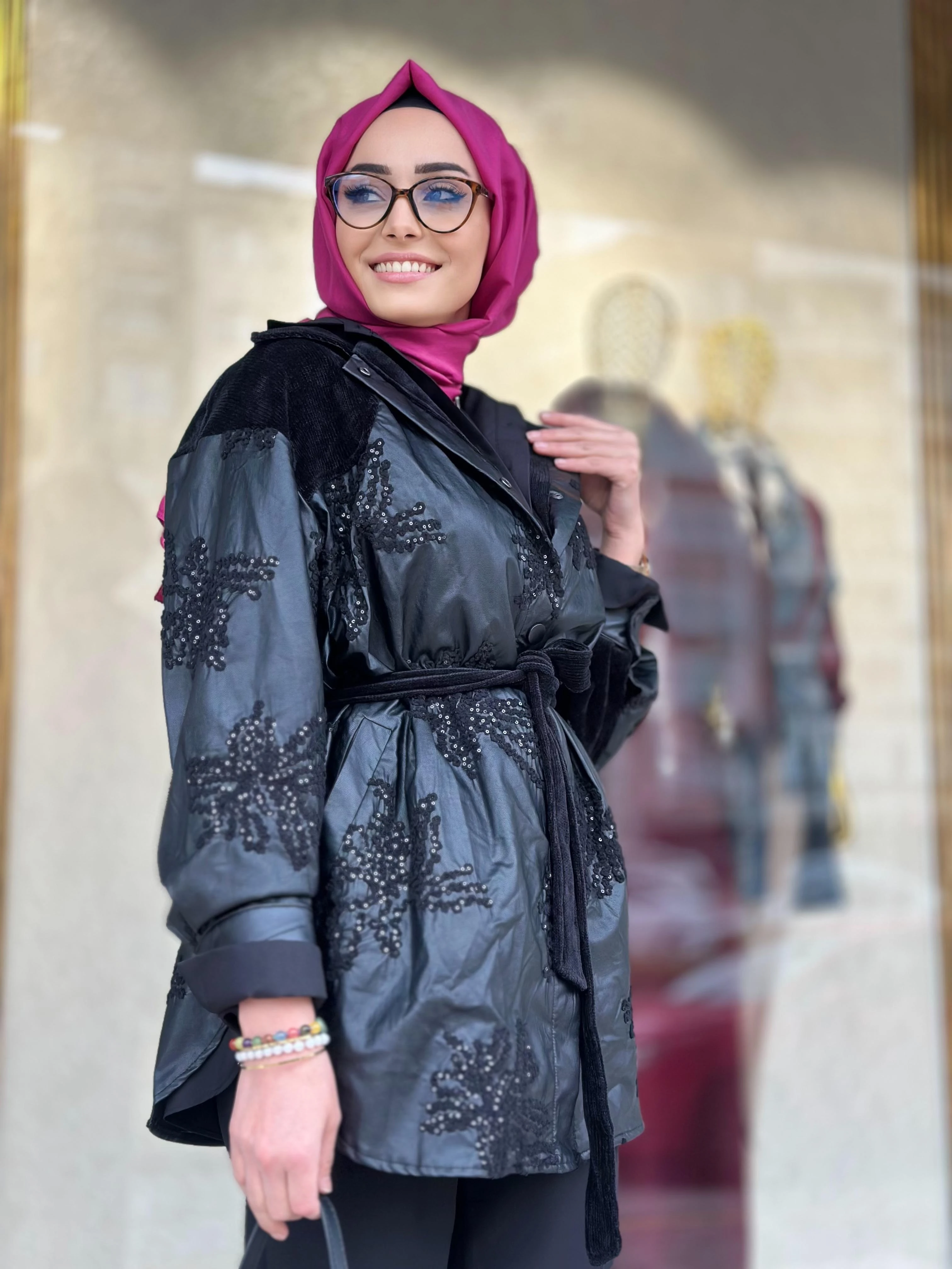 Nakışlı Deri Kap-Tac 7902