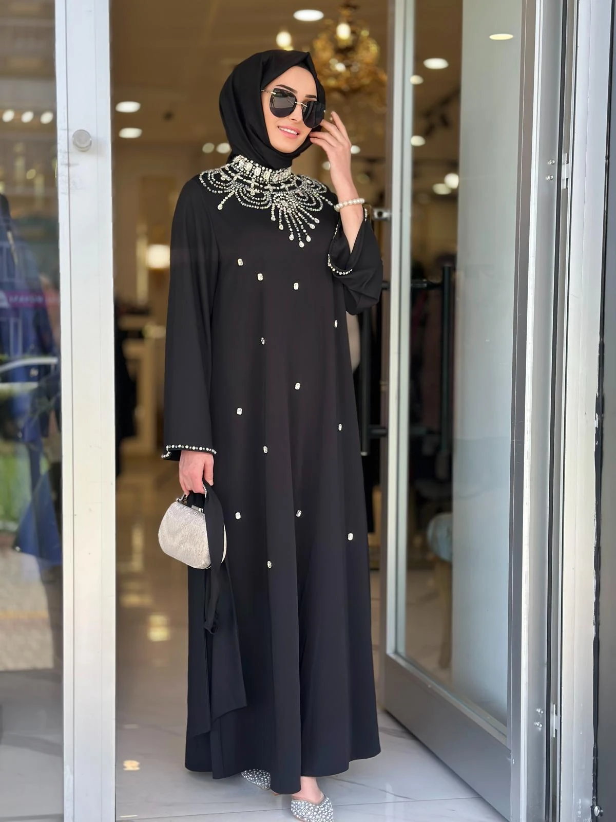 Yaka Taşlı Elbise-Tac 4246