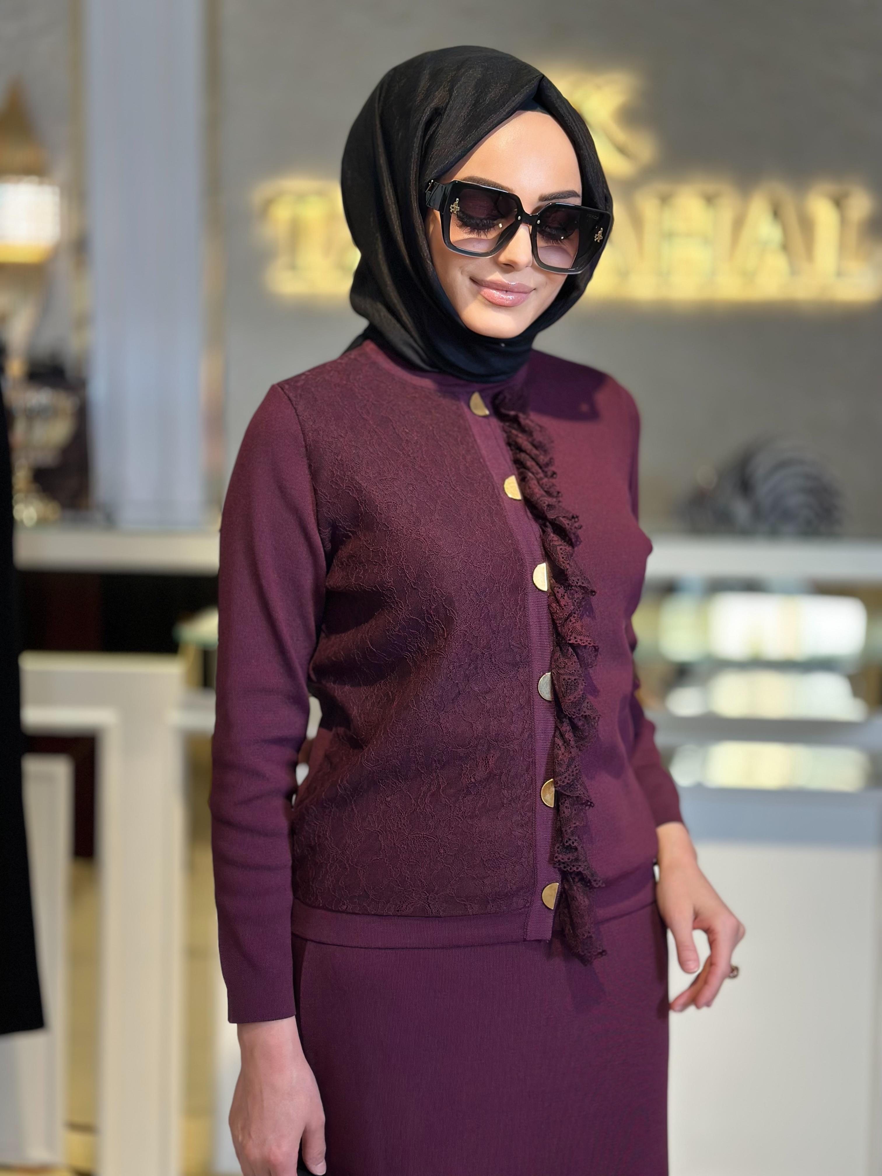 Önü Dantel Kaplamalı Hırka-Tac 3079