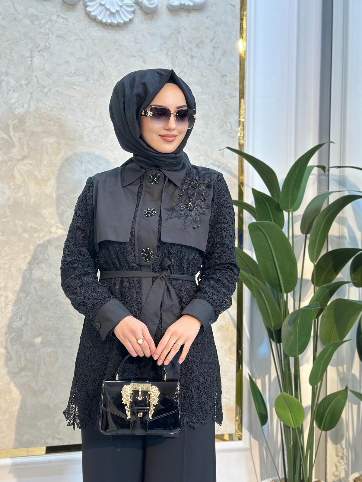 Dantelli Aksesuarlı Tunik-Tac 8718 - SİYAH