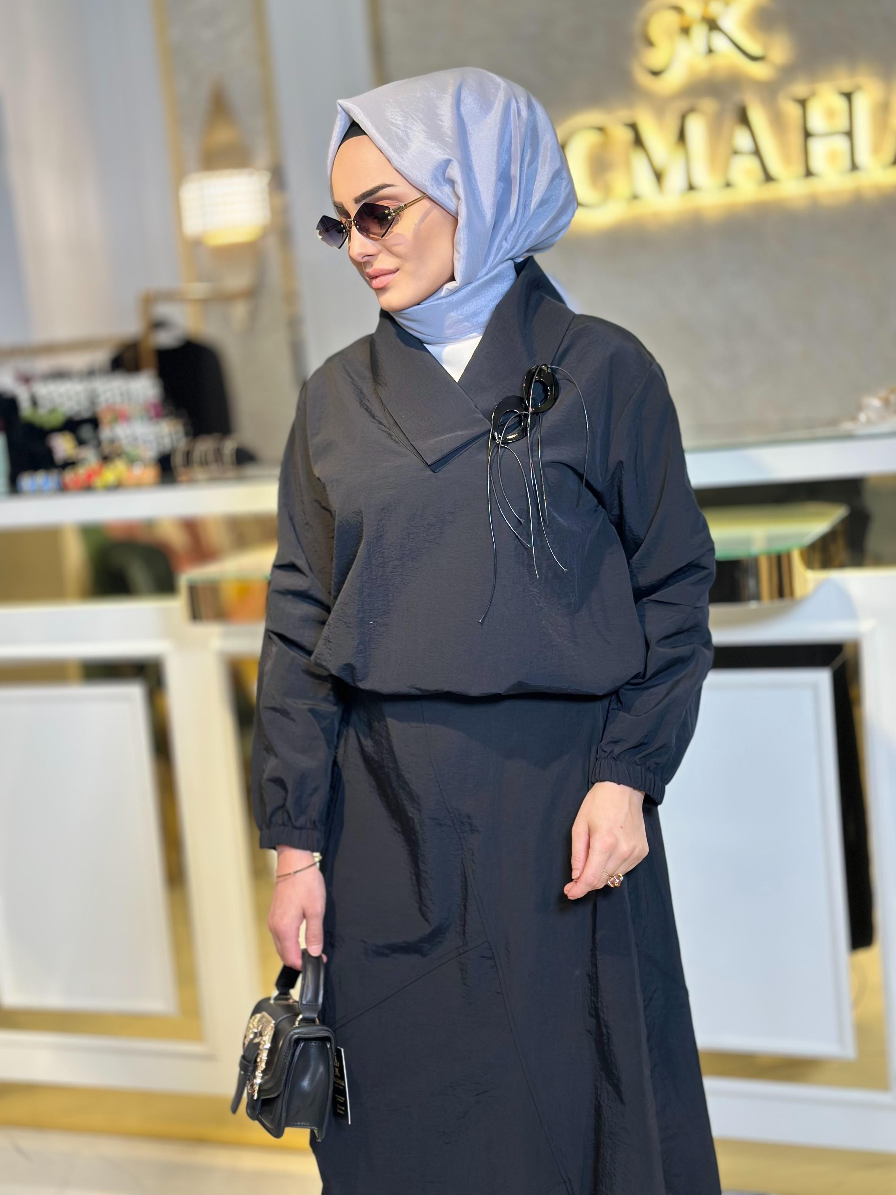 Omzu Taşlı Takım-Tac 1518