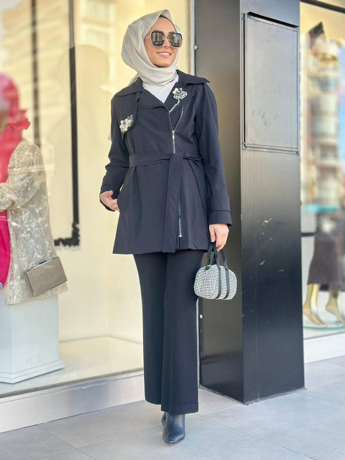 Yakası Taşlı Fermuarlı Trenç-Tac 7951