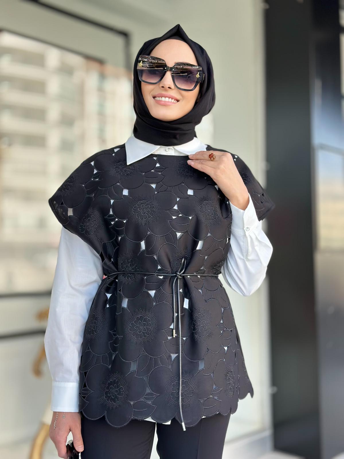 Broşlu İkili Takım-Tac 8717