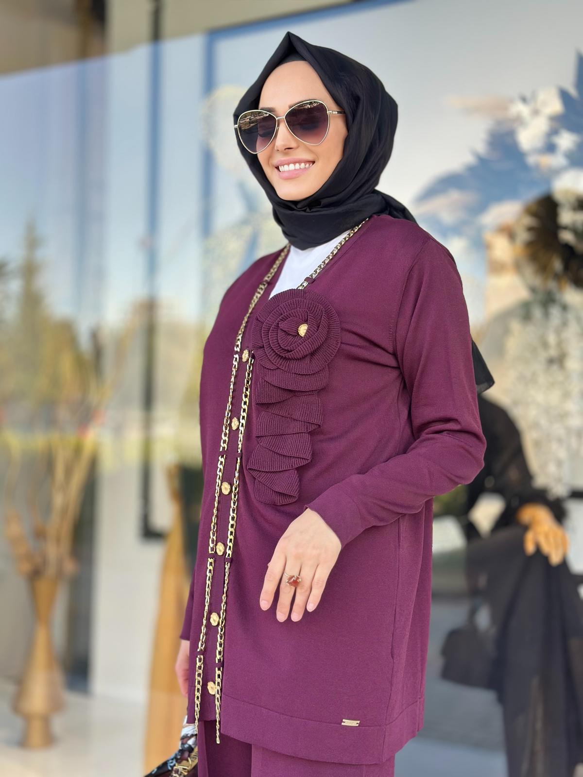 Gül Ve Zincir Det.Hırka-Tac 3089