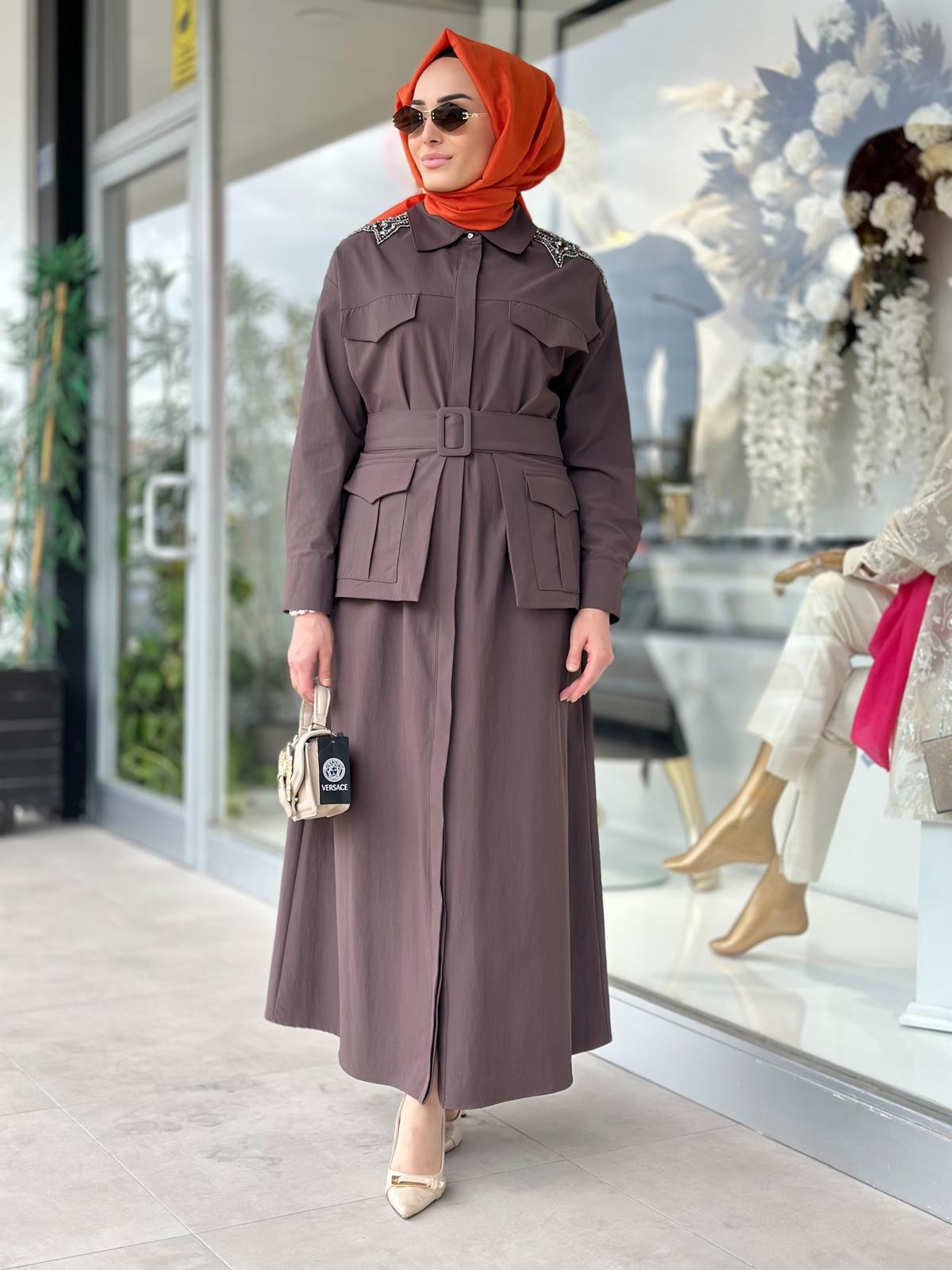 Omzu Taşlı Cepli Elbise-Tac 5606 - KAHVERENGİ