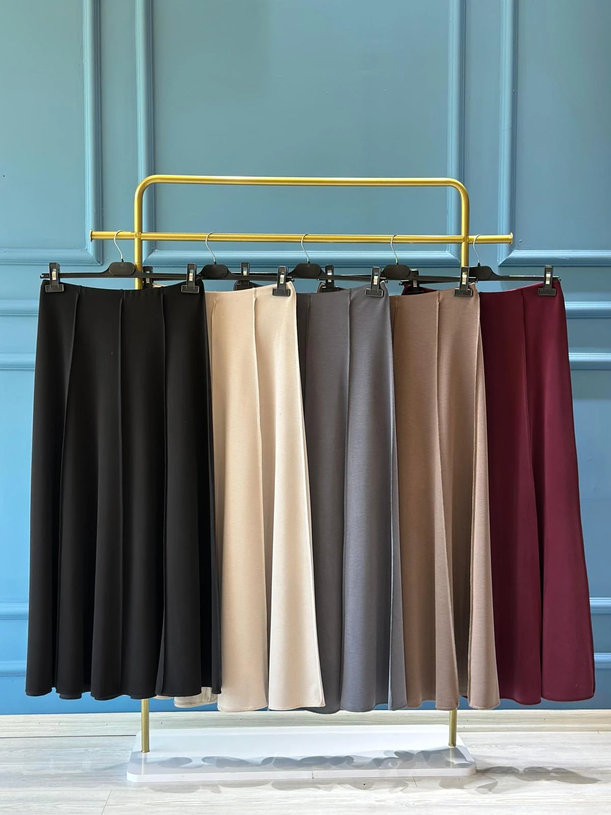 Safir Parçalı Çan Etek-Tac 5468