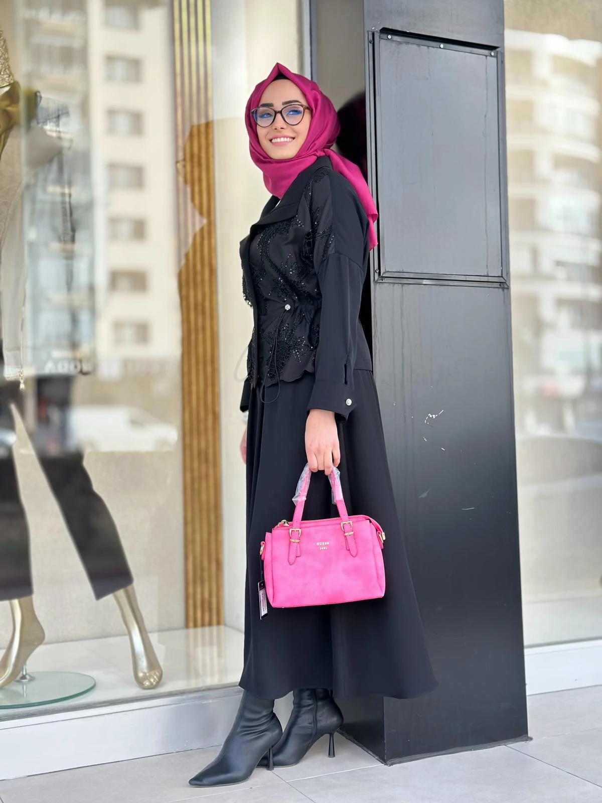 Dantelli Etekli Takım-Tac 1572