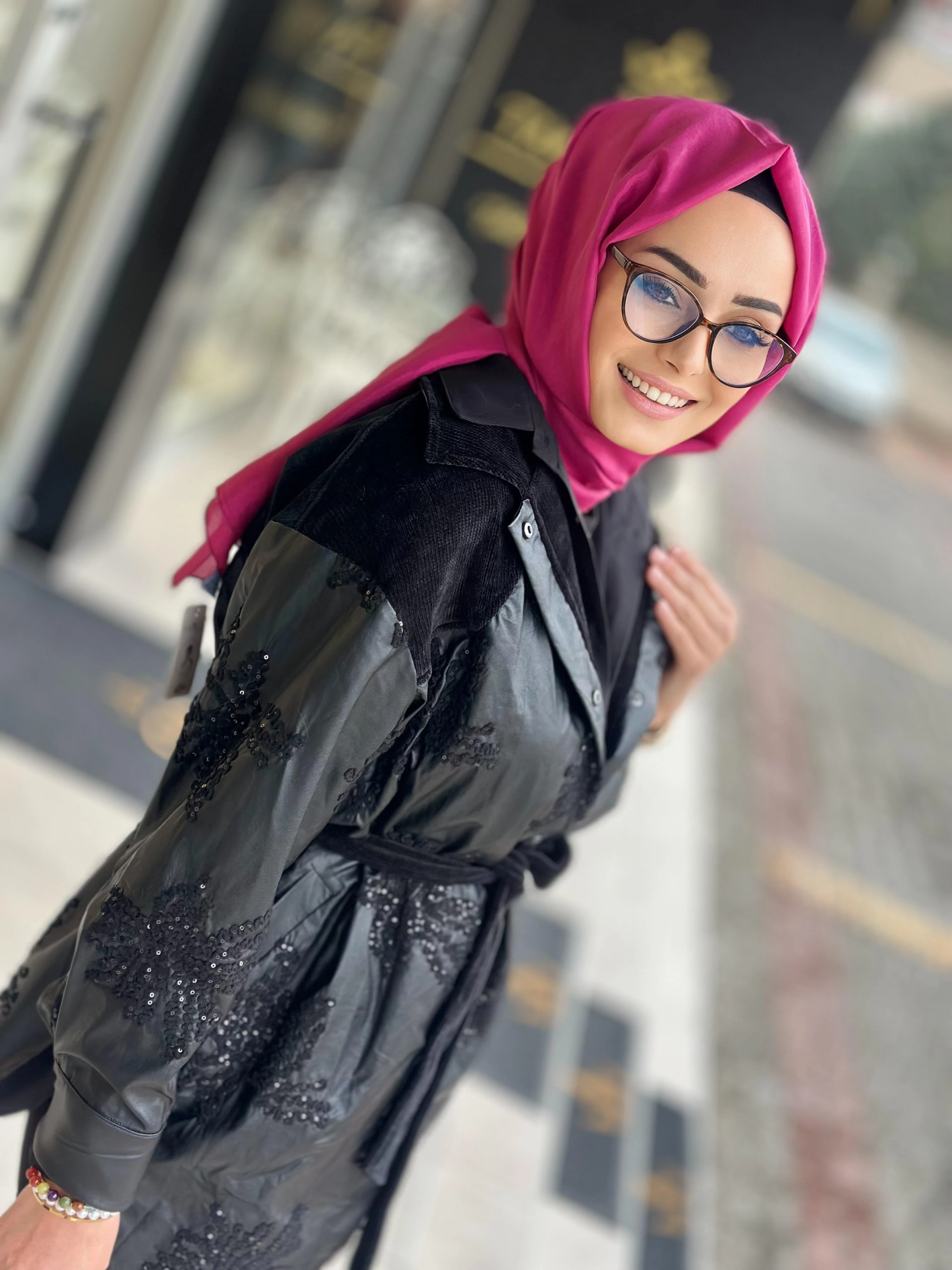 Nakışlı Deri Kap-Tac 7902