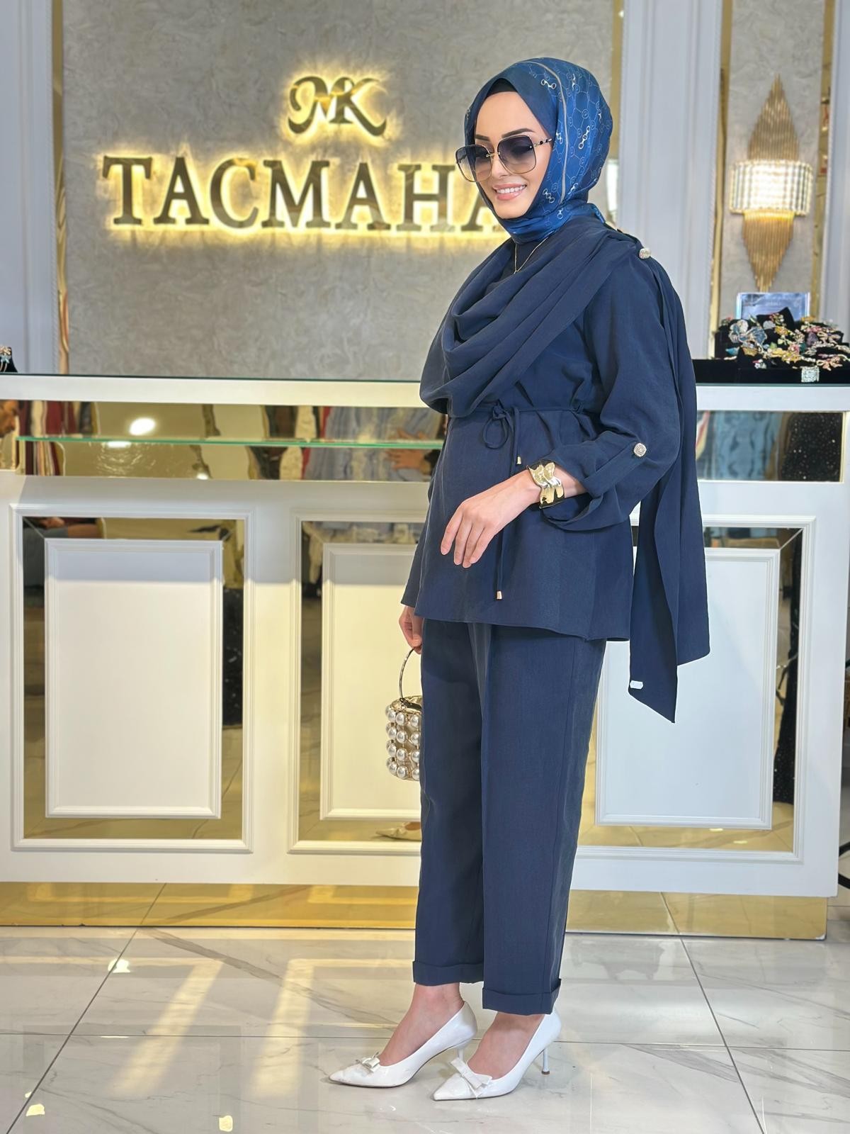 Omzu Düğmeli Pant. Takım-Tac 1529
