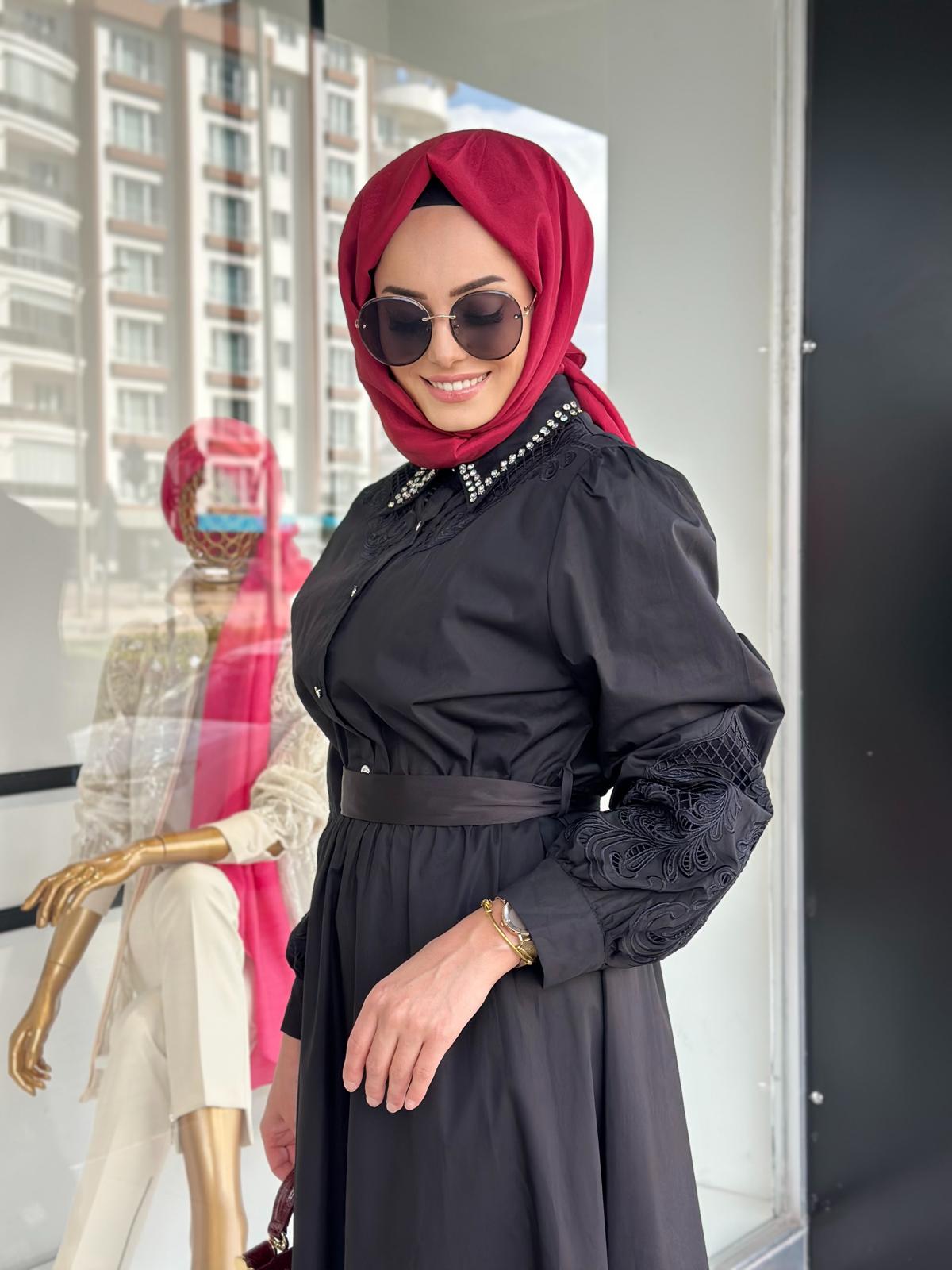 Lioara Güpürlü Elbise-Tac 5007