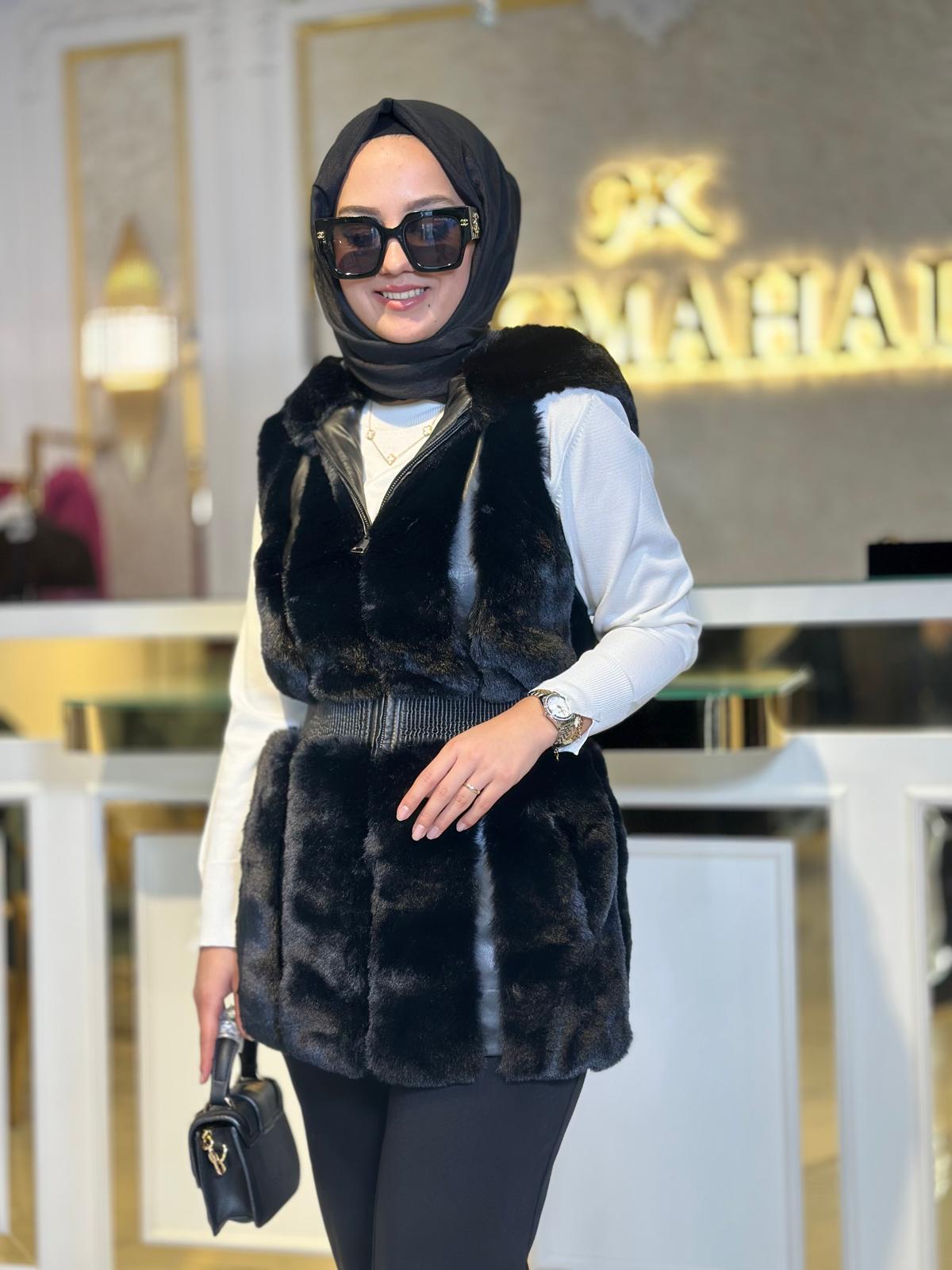 Brest Ribanalı Kürk Yelek-Tac 04591