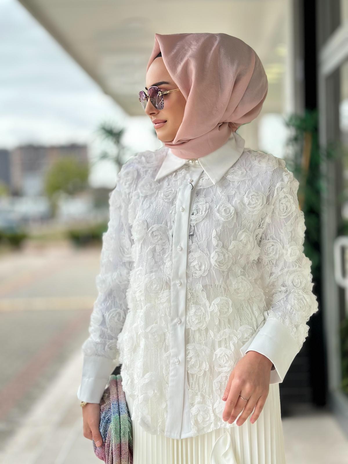 Gül Dantelli Gömlek-Tac 10013