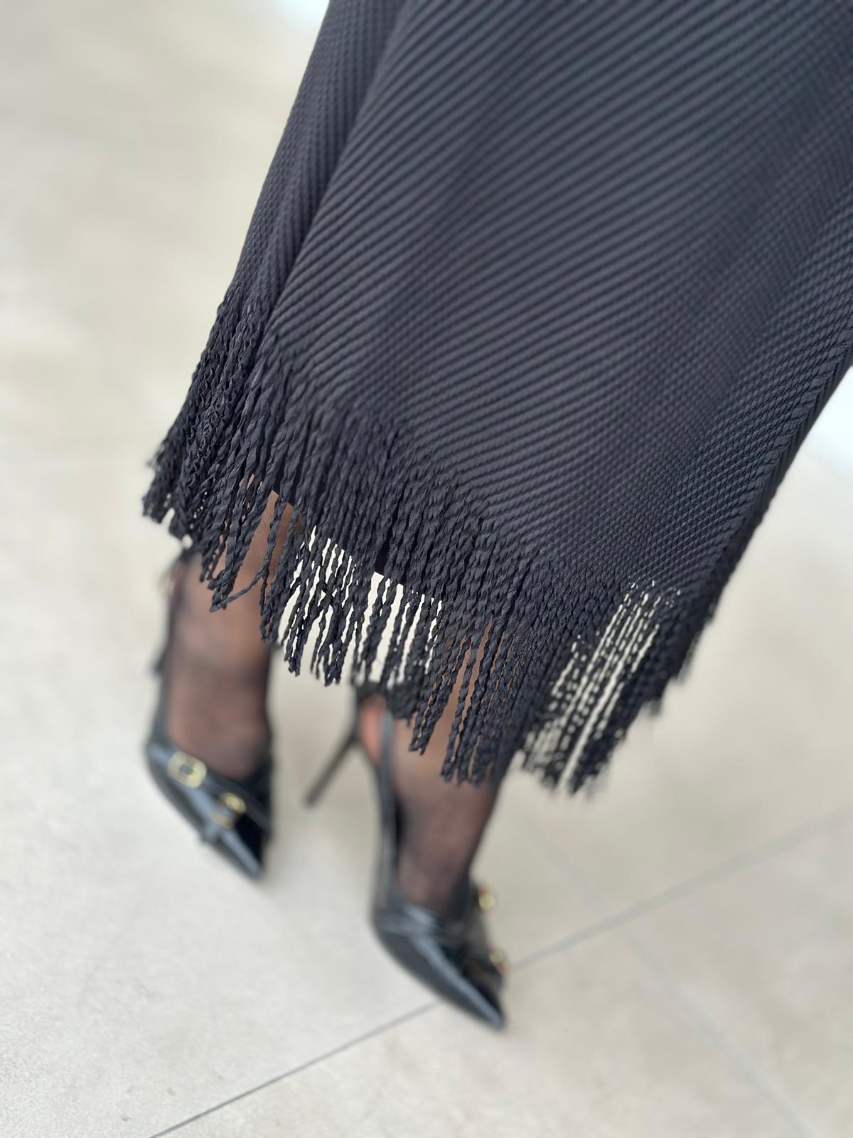 Püsküllü İthal Elbise-Tac