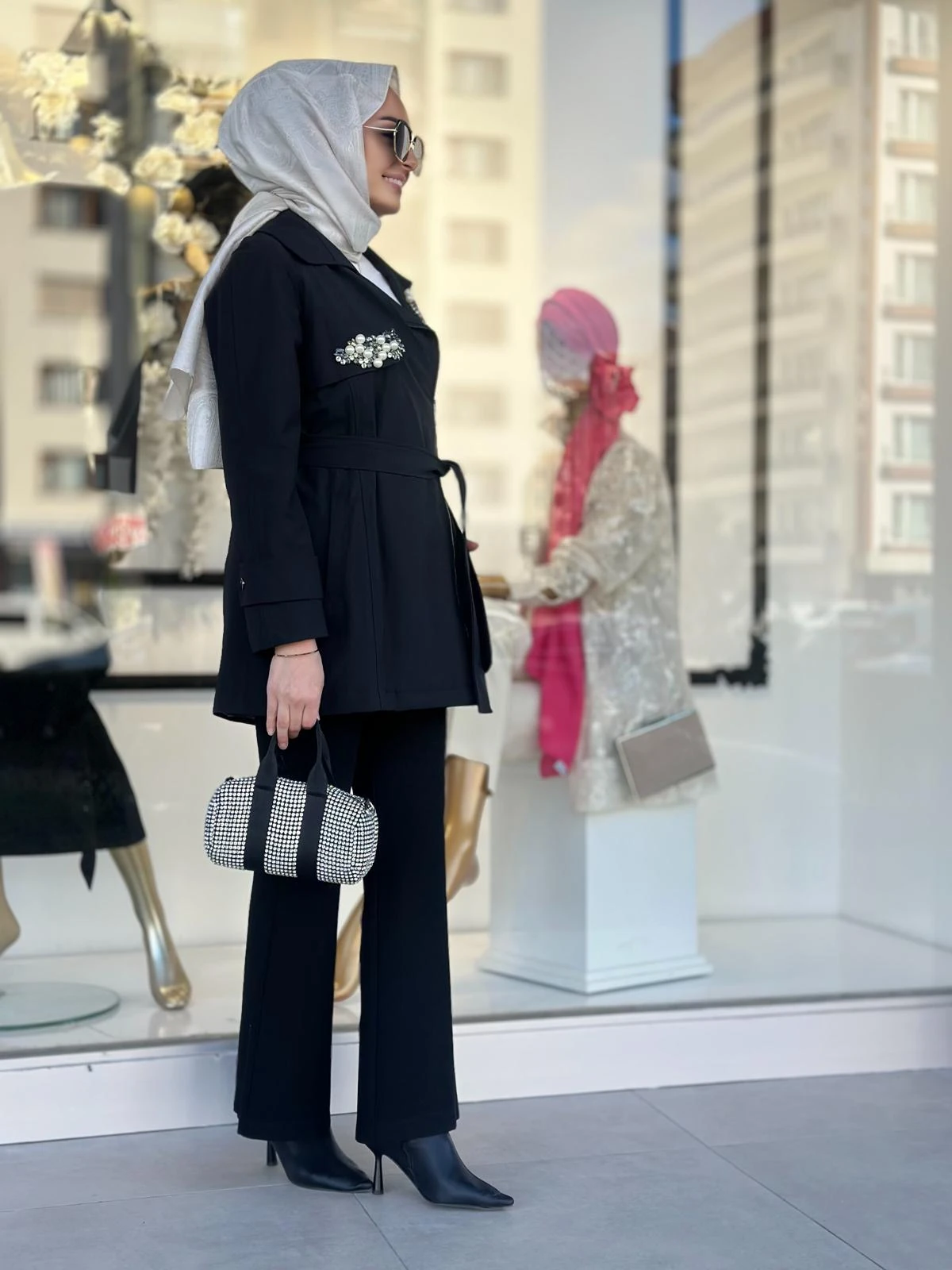 Yakası Taşlı Fermuarlı Trenç-Tac 7951