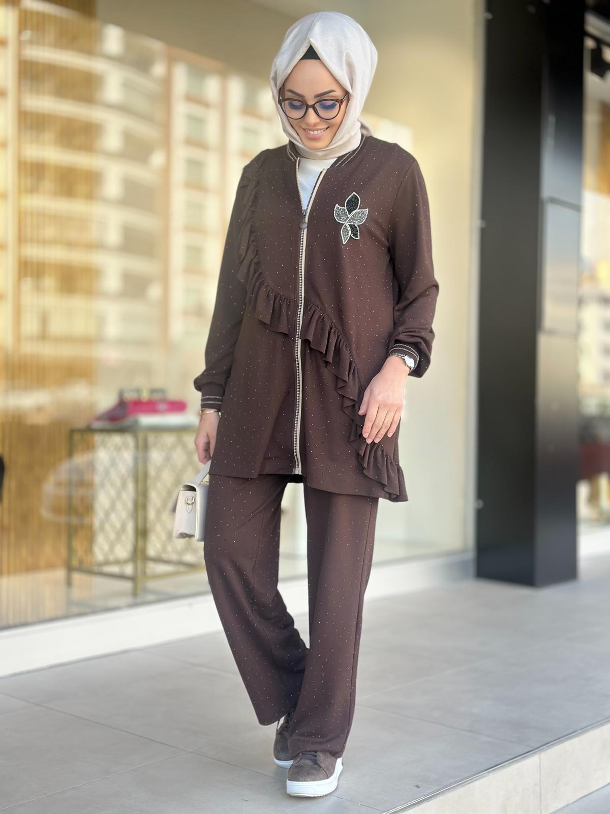 Taş Fırfırlı Takım-Tac 8854 - KAHVERENGİ