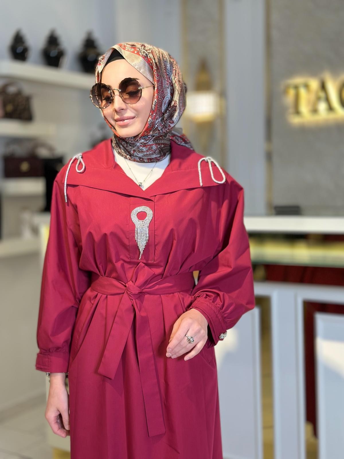 Önü Taşlı Elbise-Tac 5534