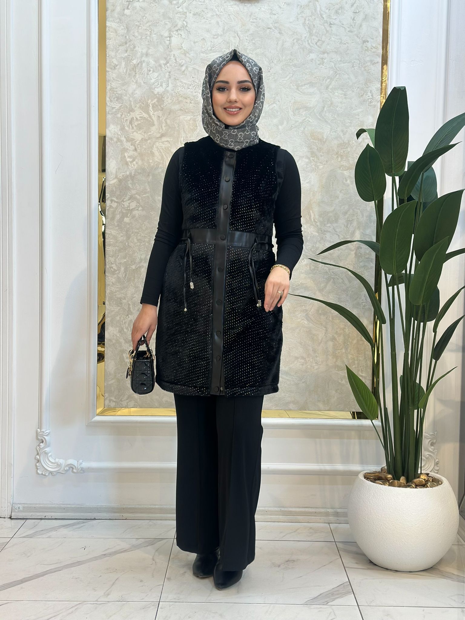 Gümüş Det.Kürk Yelek-Tac 4103