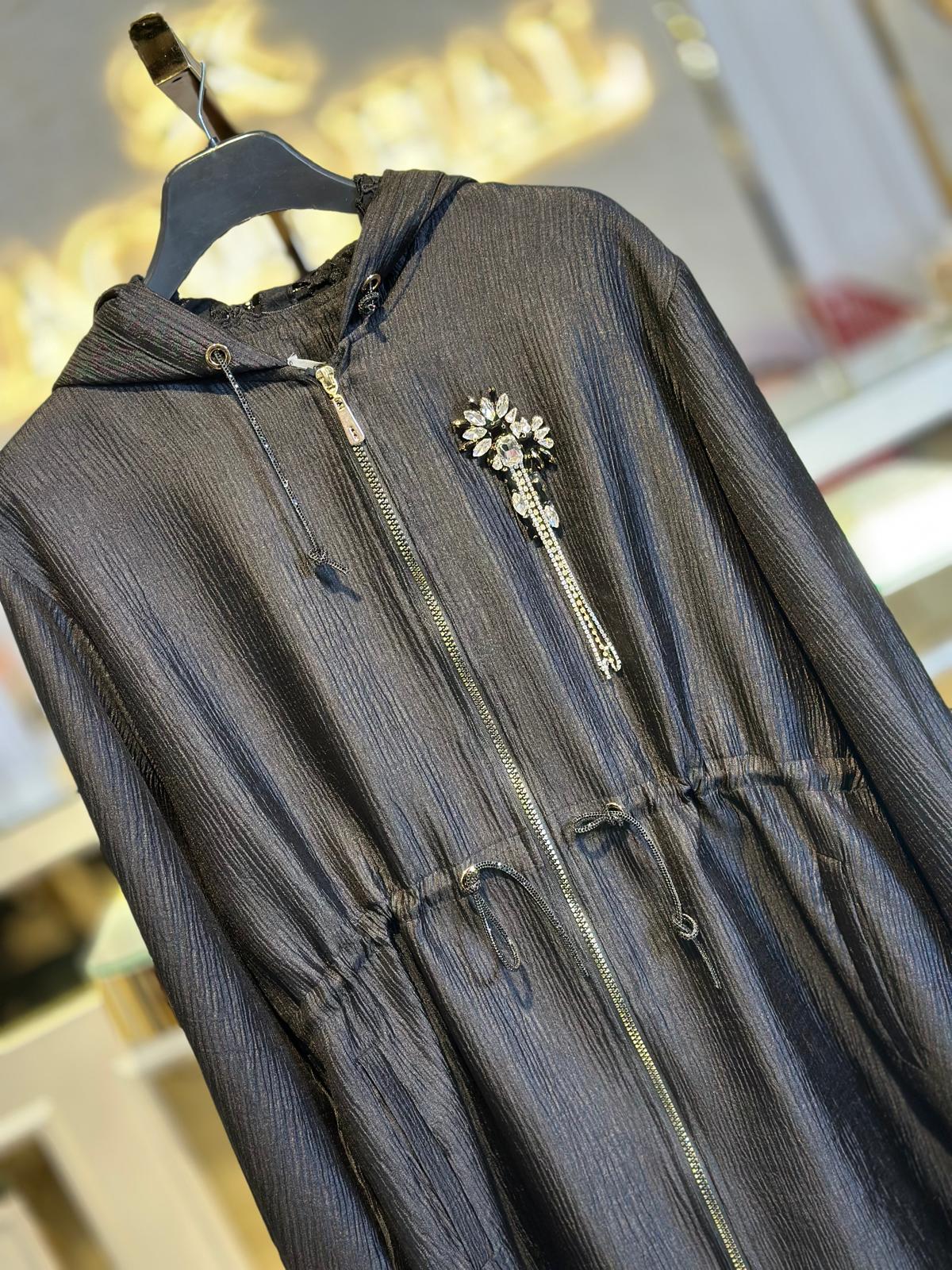 Broş Ve Büzgülü Kap-Tac 8439