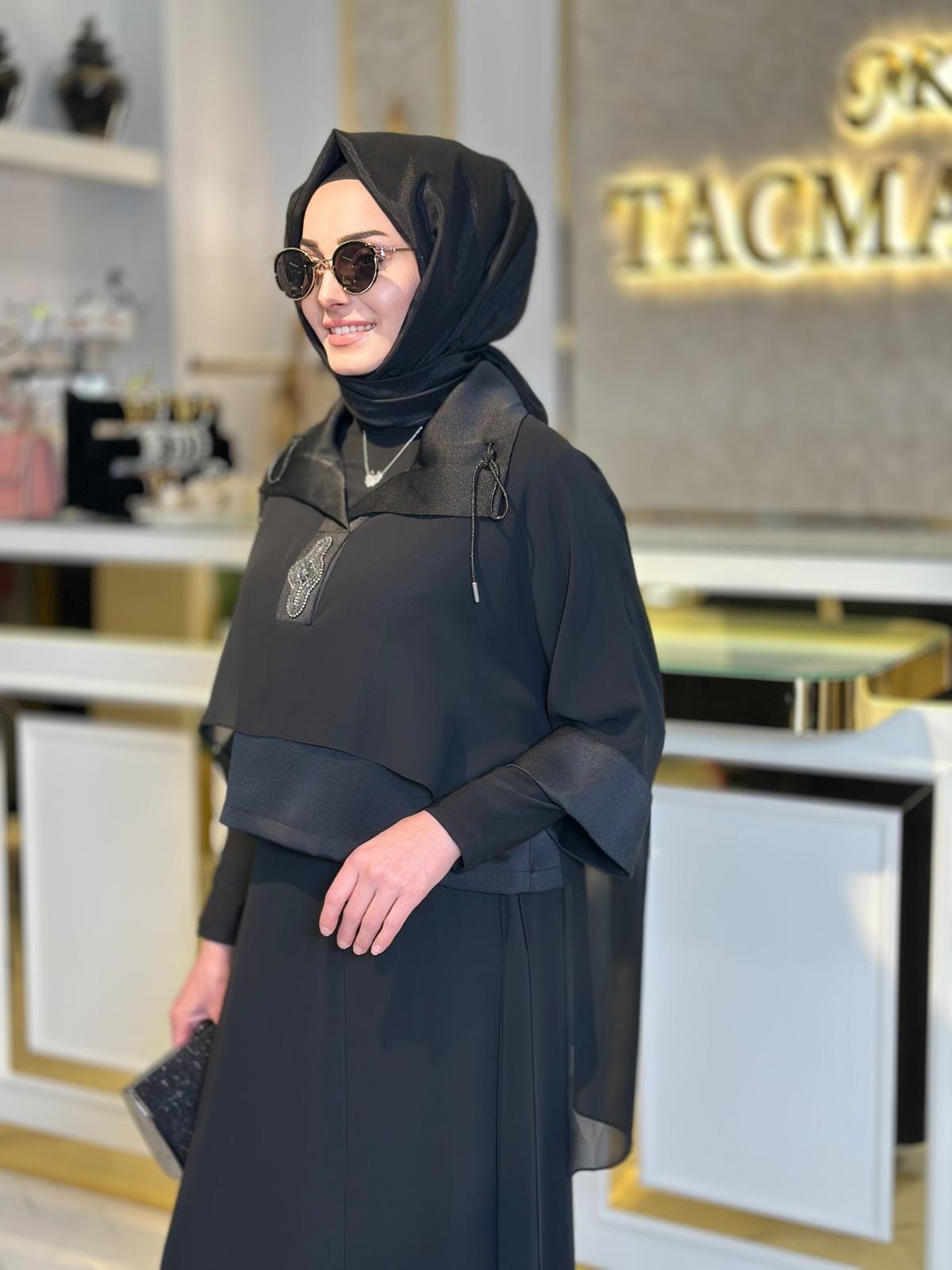 Önü Aksesuarlı Takım-Tac 3505