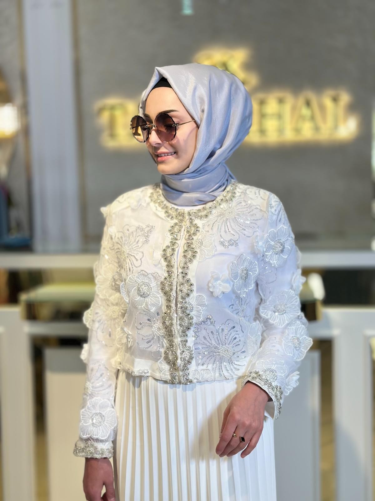 Etek Üstü Çiçek Gömlek-Tac 0010