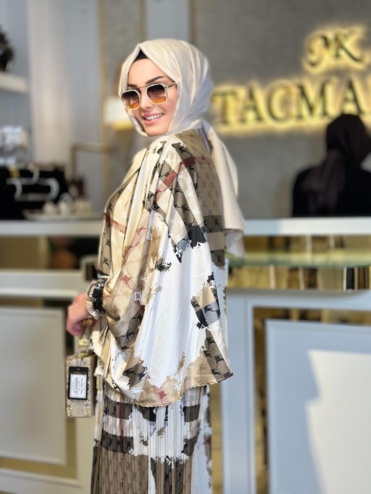 Burberry Takım-Tac 50004