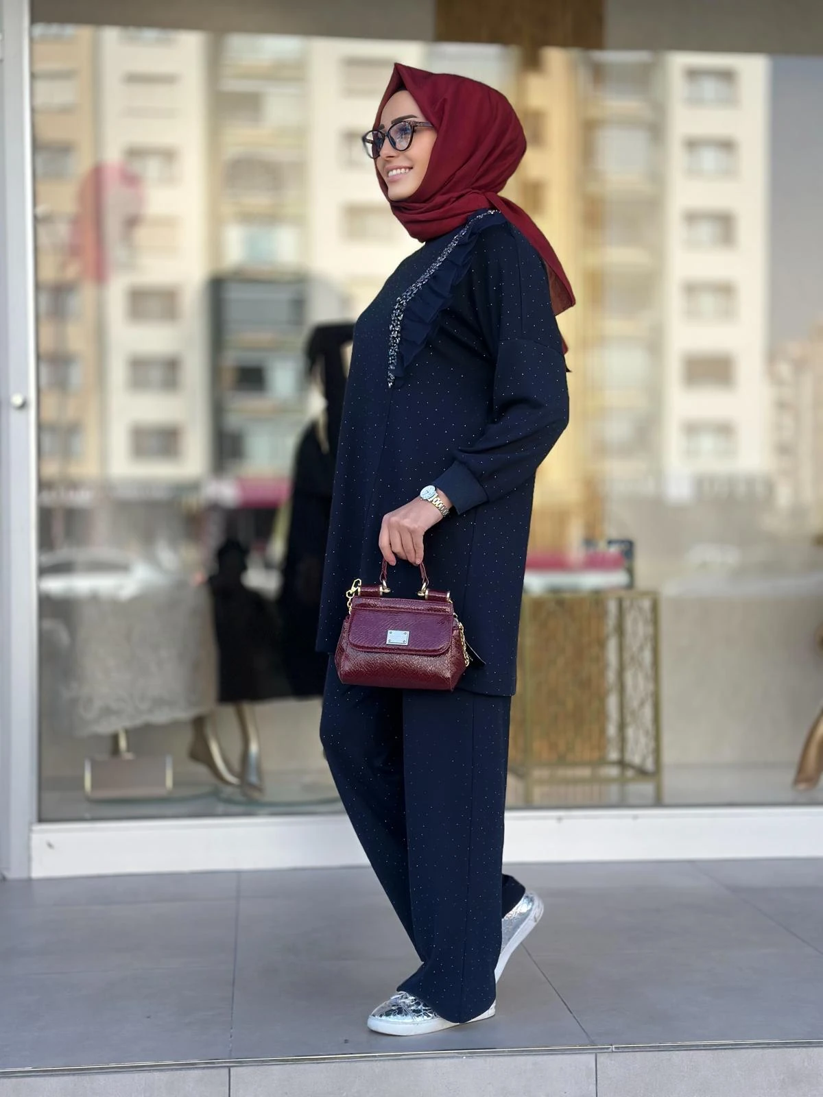 Fırfırlı Taşlı Takım-Tac 8877