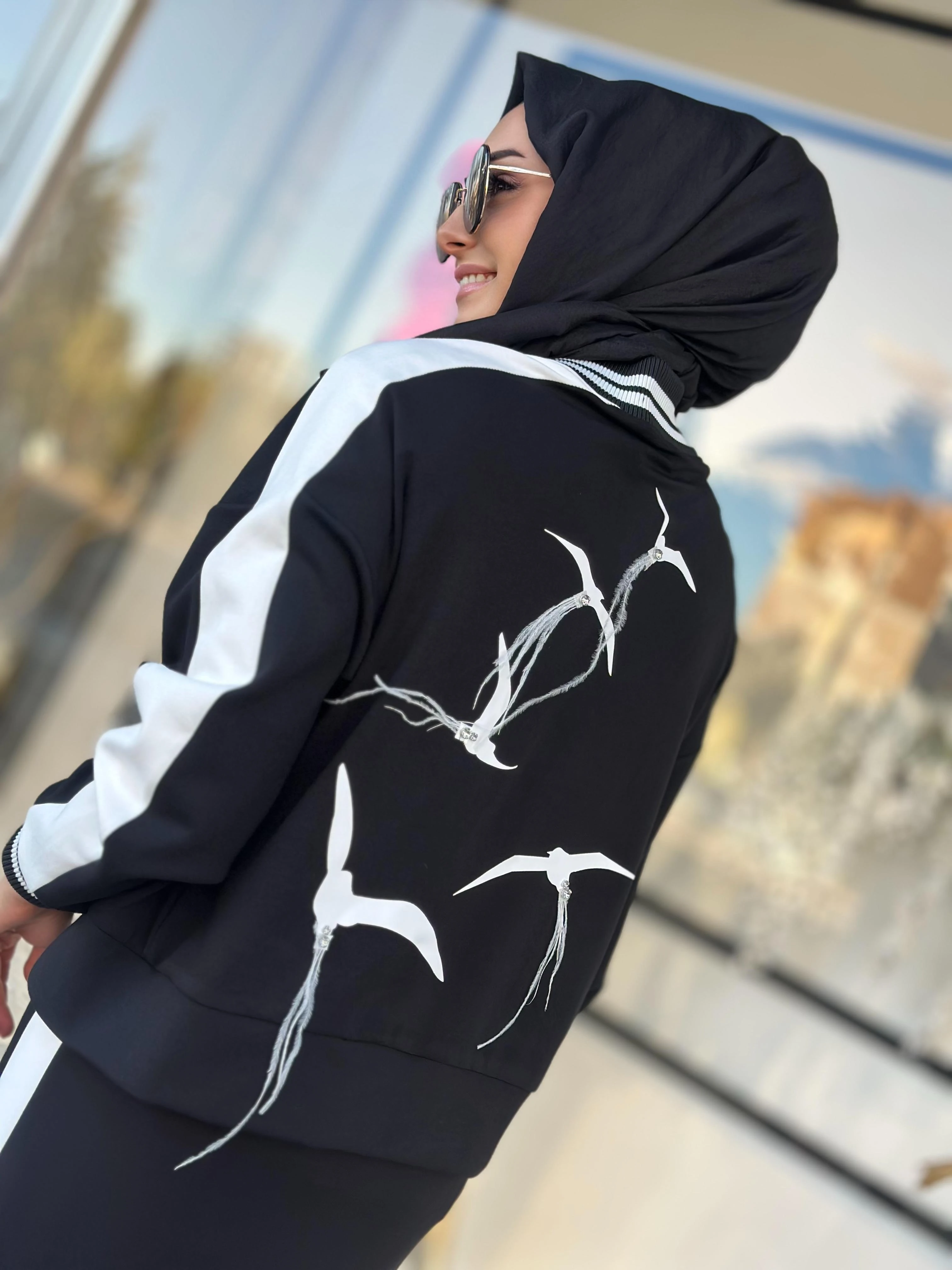 Cepli Tüylü Elbiseli Takım-Tac 1569