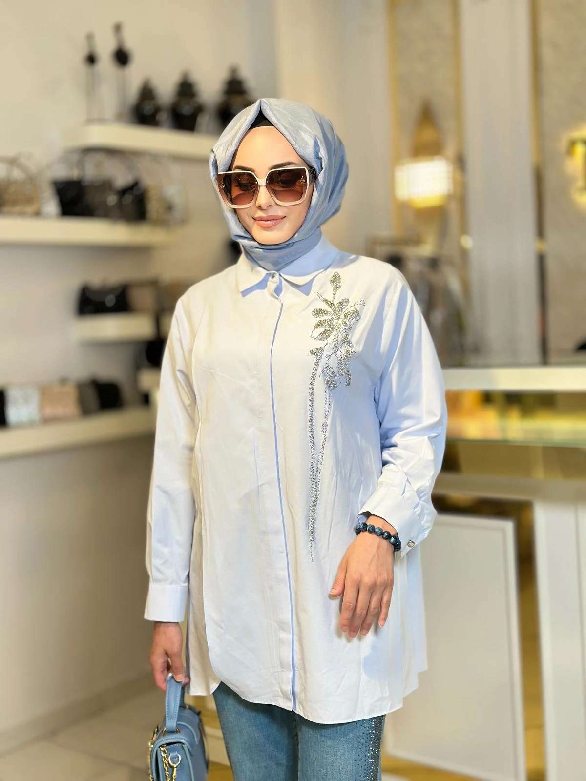 Önü Taşlı Gömlek-Tac 8706 - MAVİ