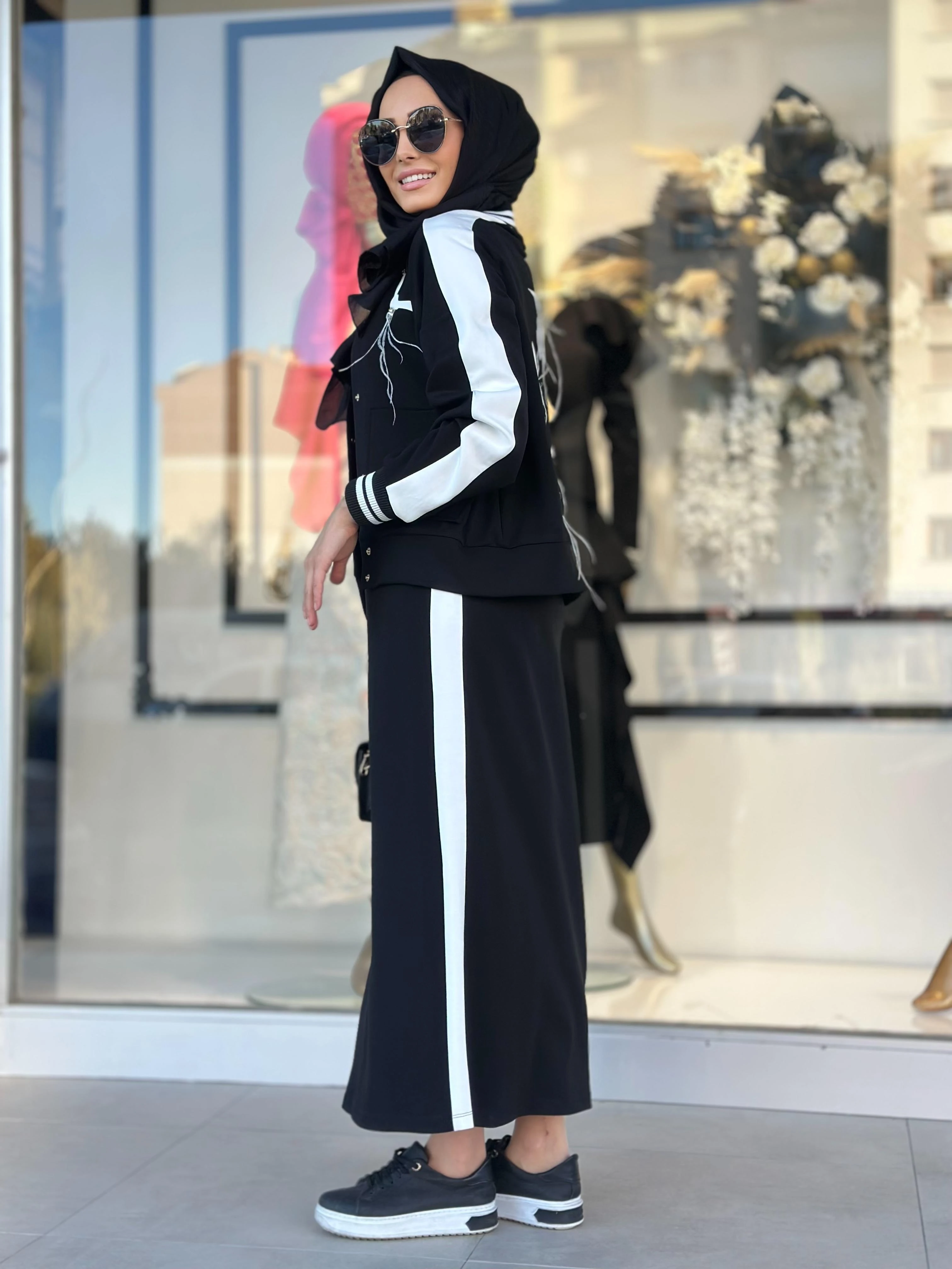 Cepli Tüylü Elbiseli Takım-Tac 1569