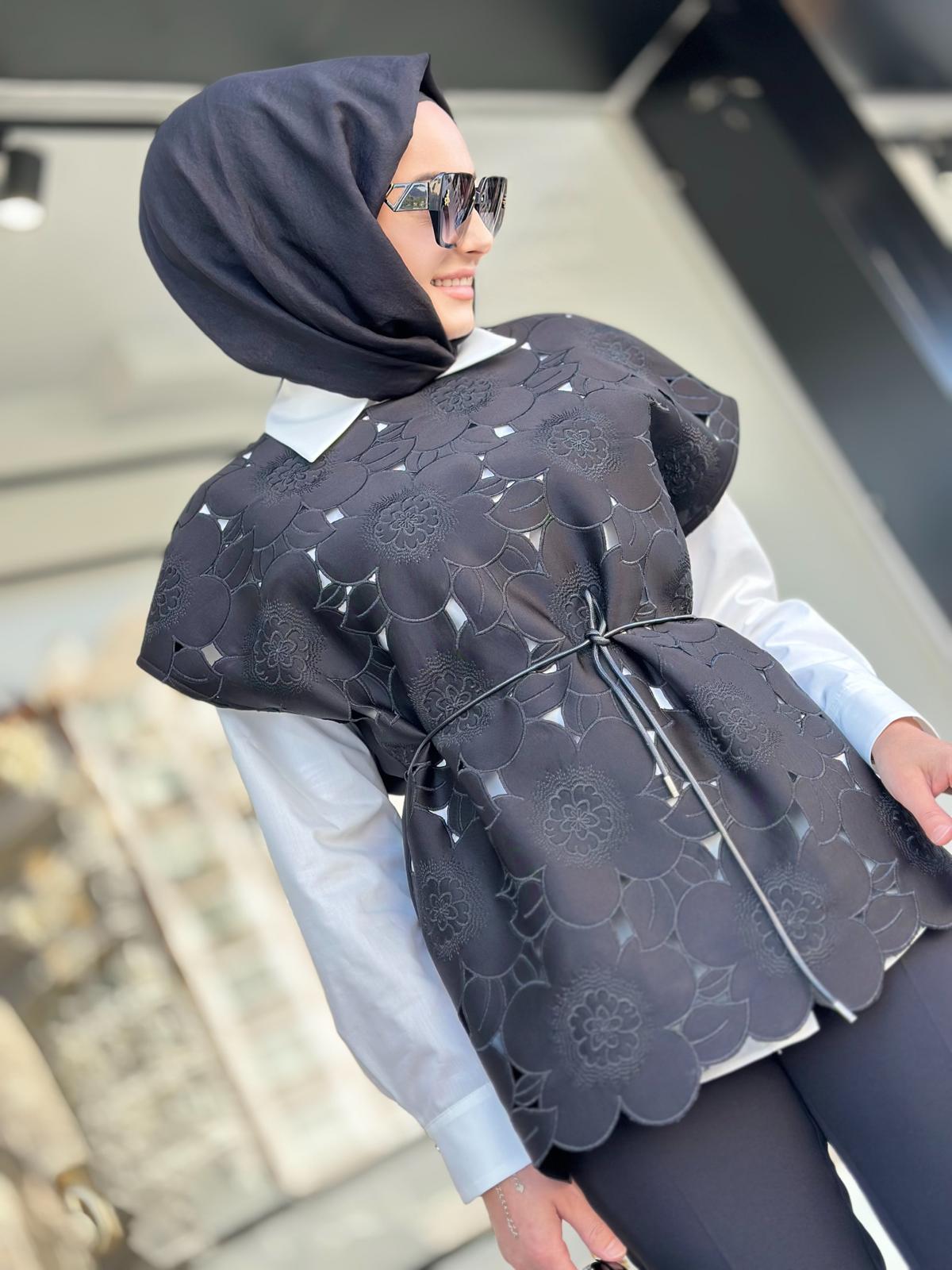 Broşlu İkili Takım-Tac 8717