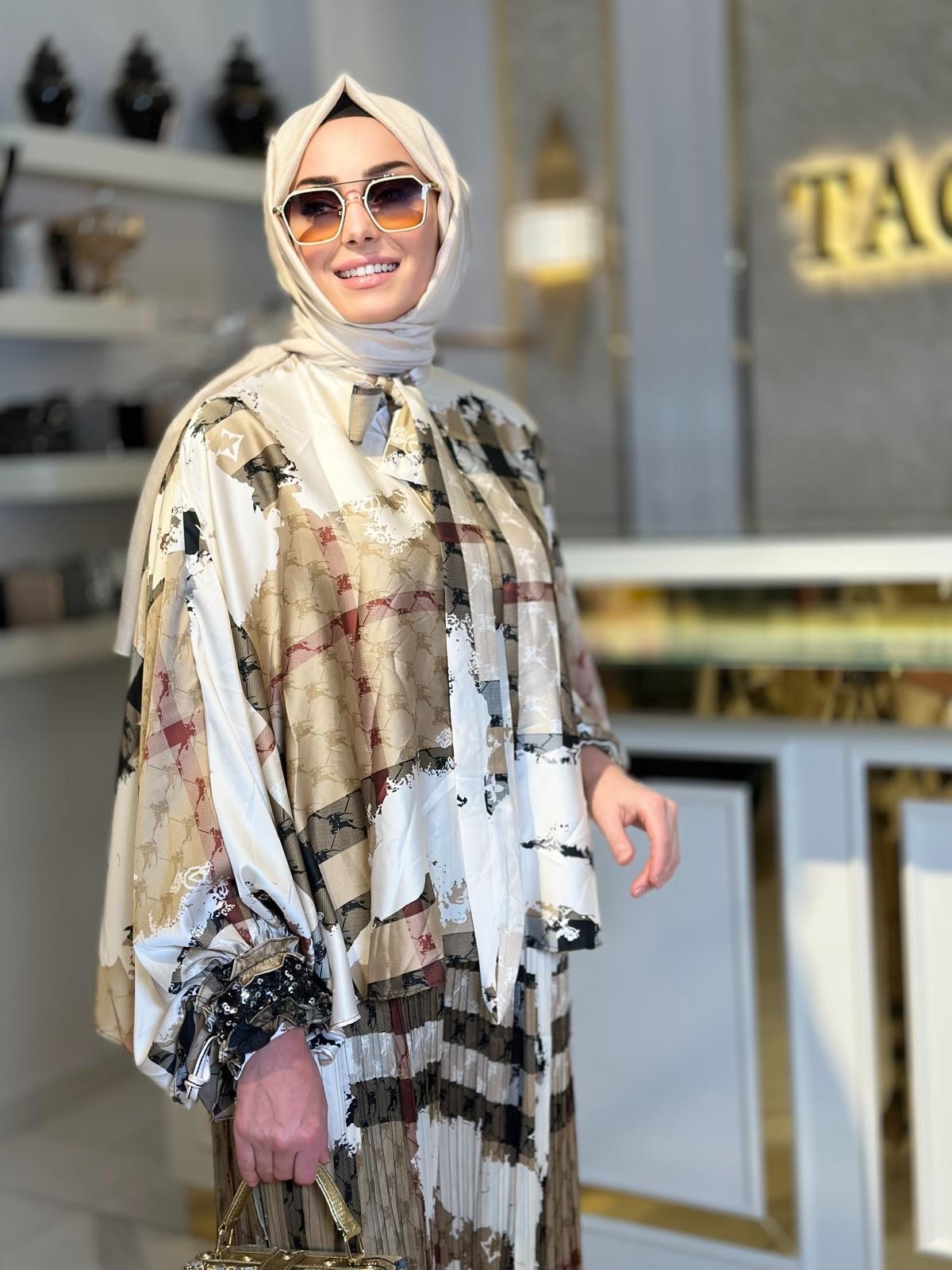 Burberry Takım-Tac 50004