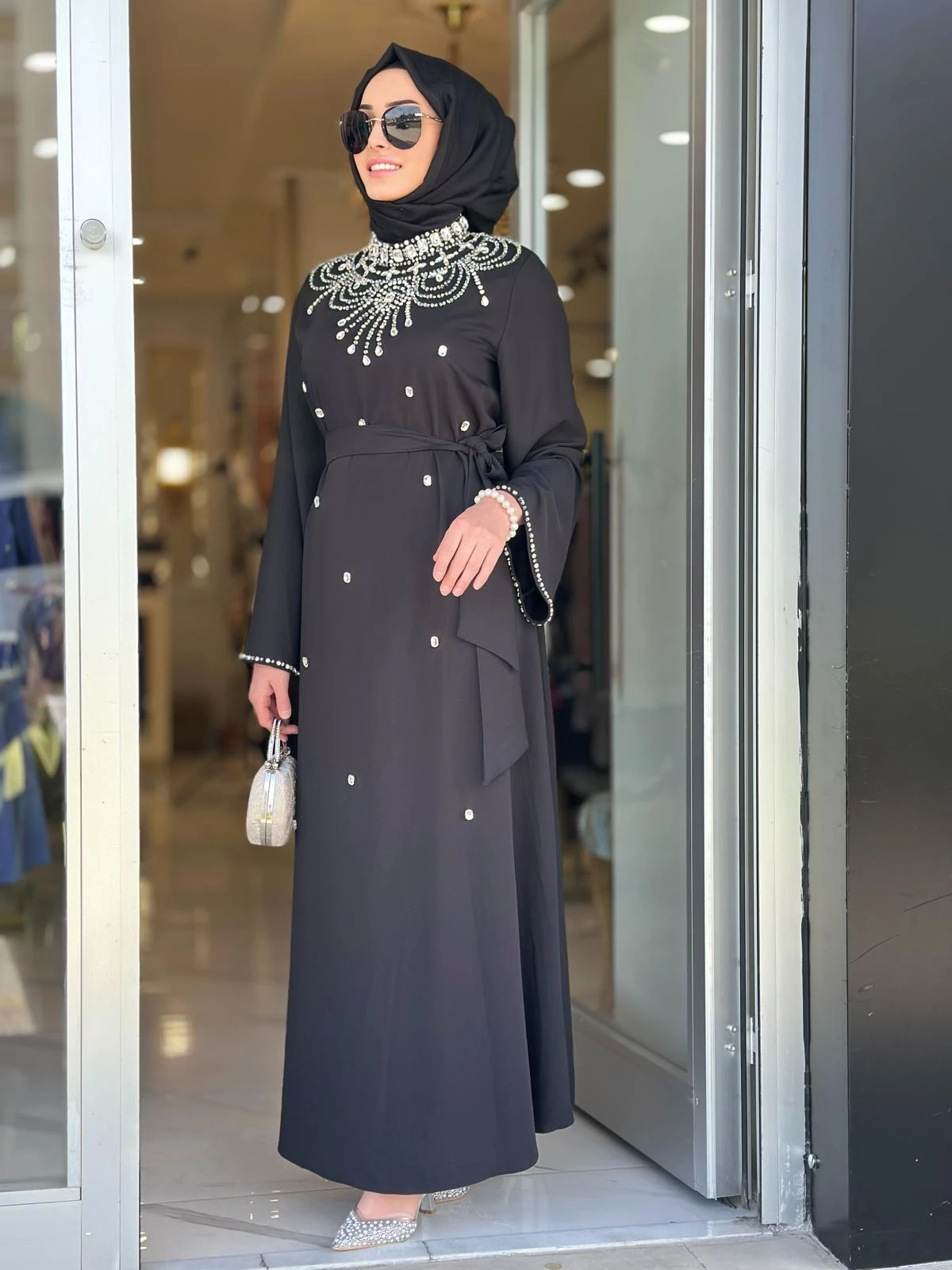 Yaka Taşlı Elbise-Tac 4246