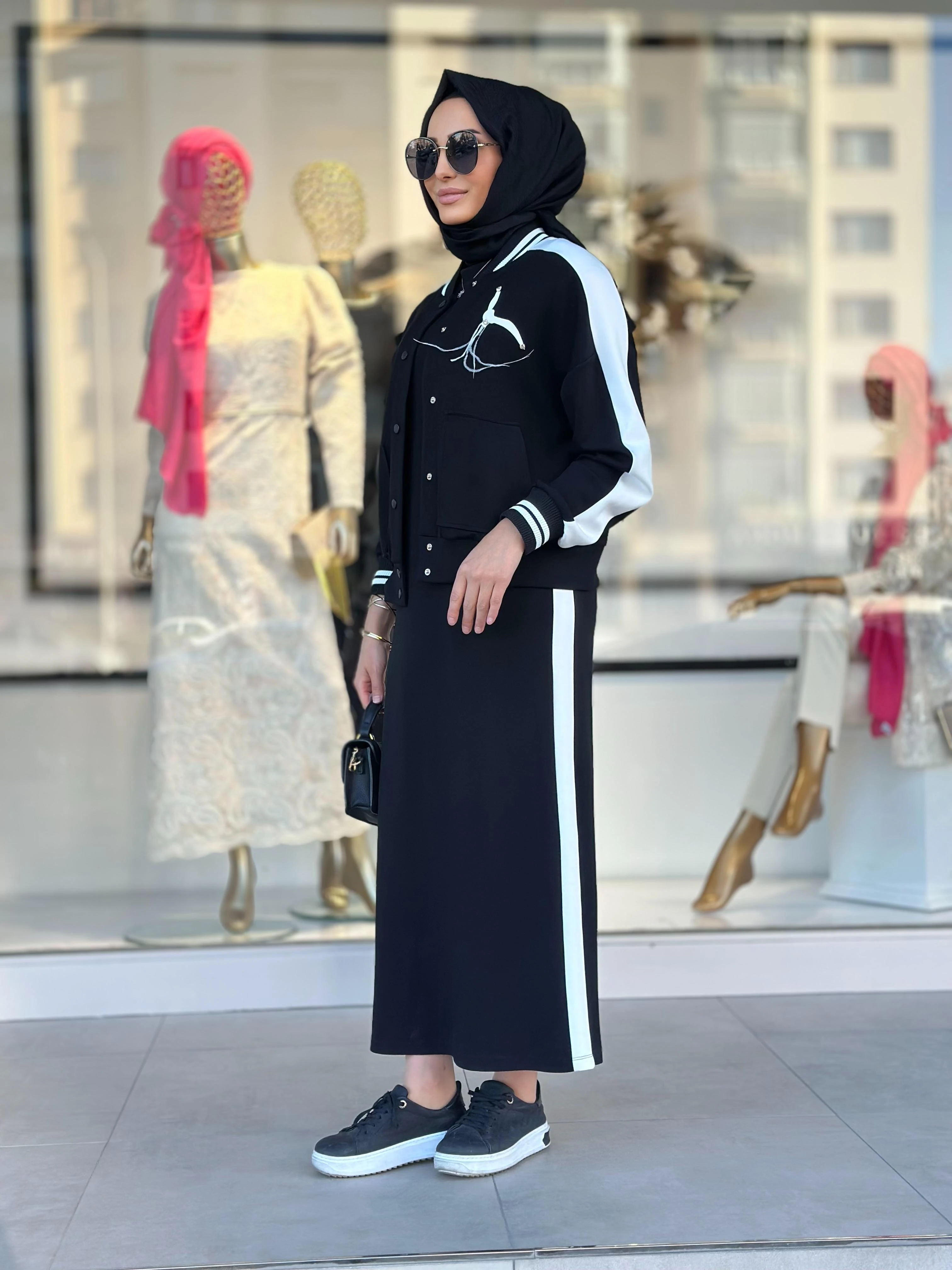 Cepli Tüylü Elbiseli Takım-Tac 1569 - SİYAH