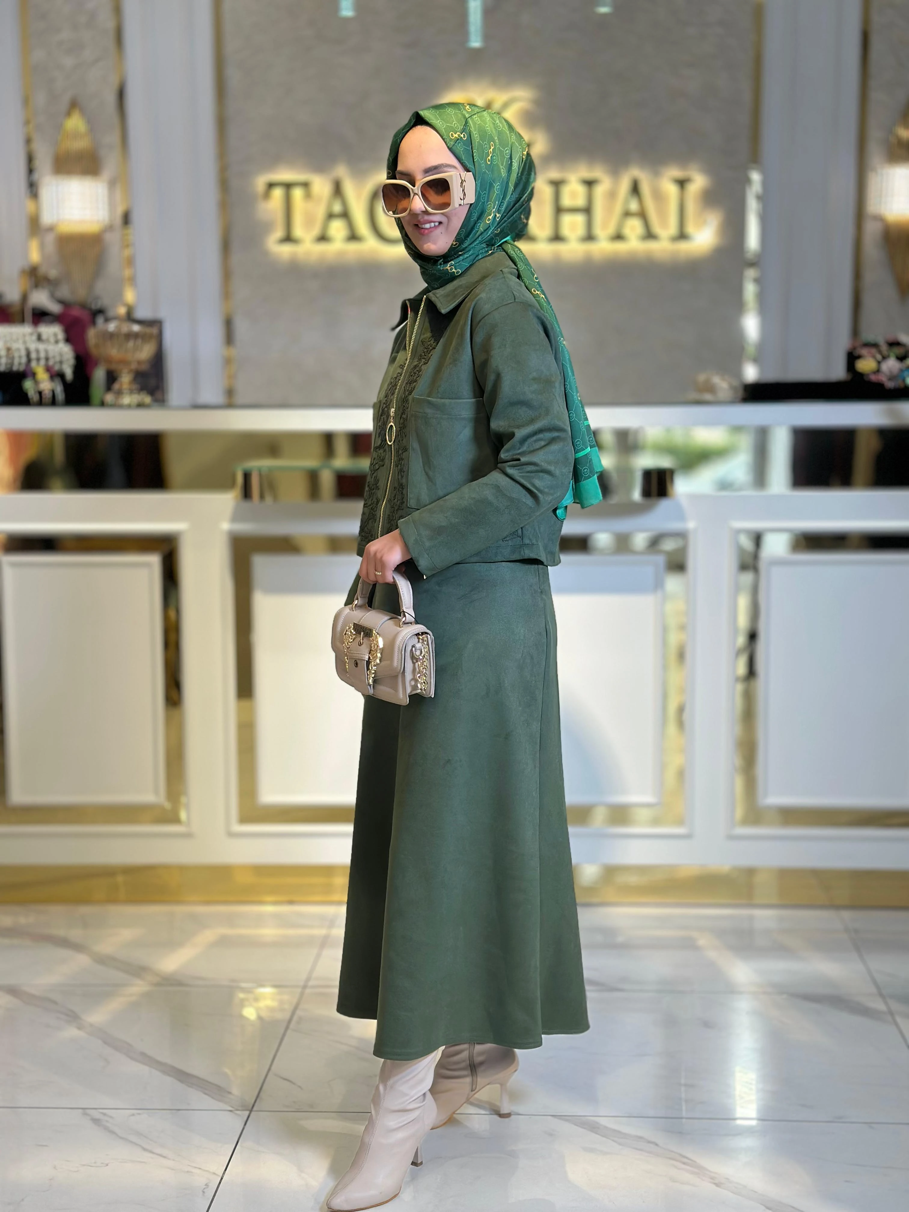 Süet Etekli Takım-Tac 14396 - Yeşil