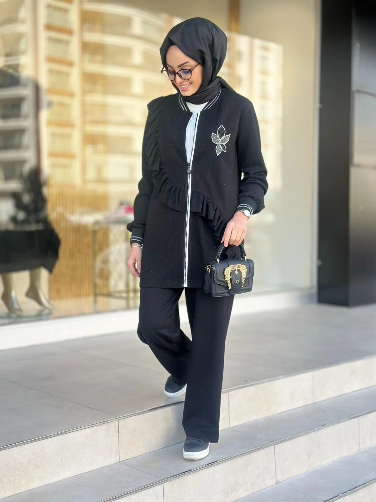 Taş Fırfırlı Takım-Tac 8854