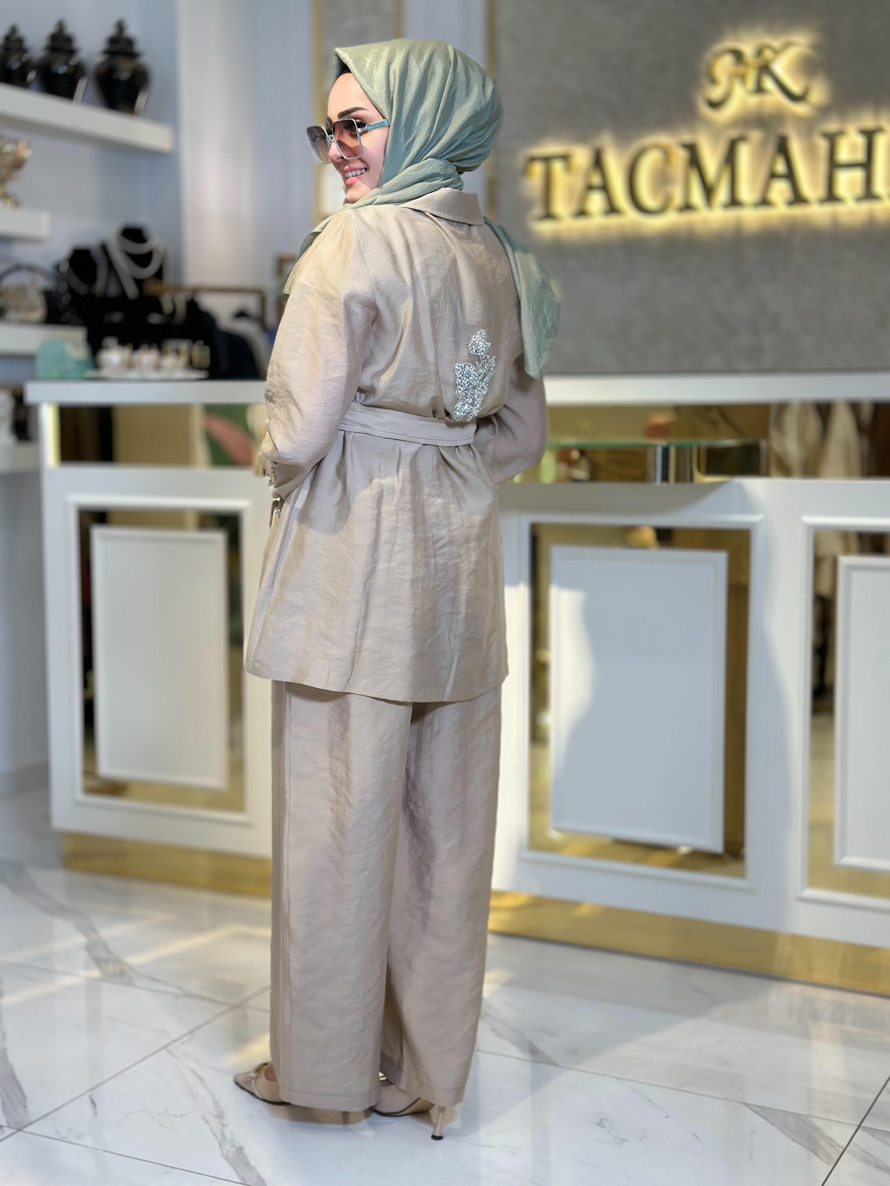 Arkası Taşlı Takım-Tac 1464