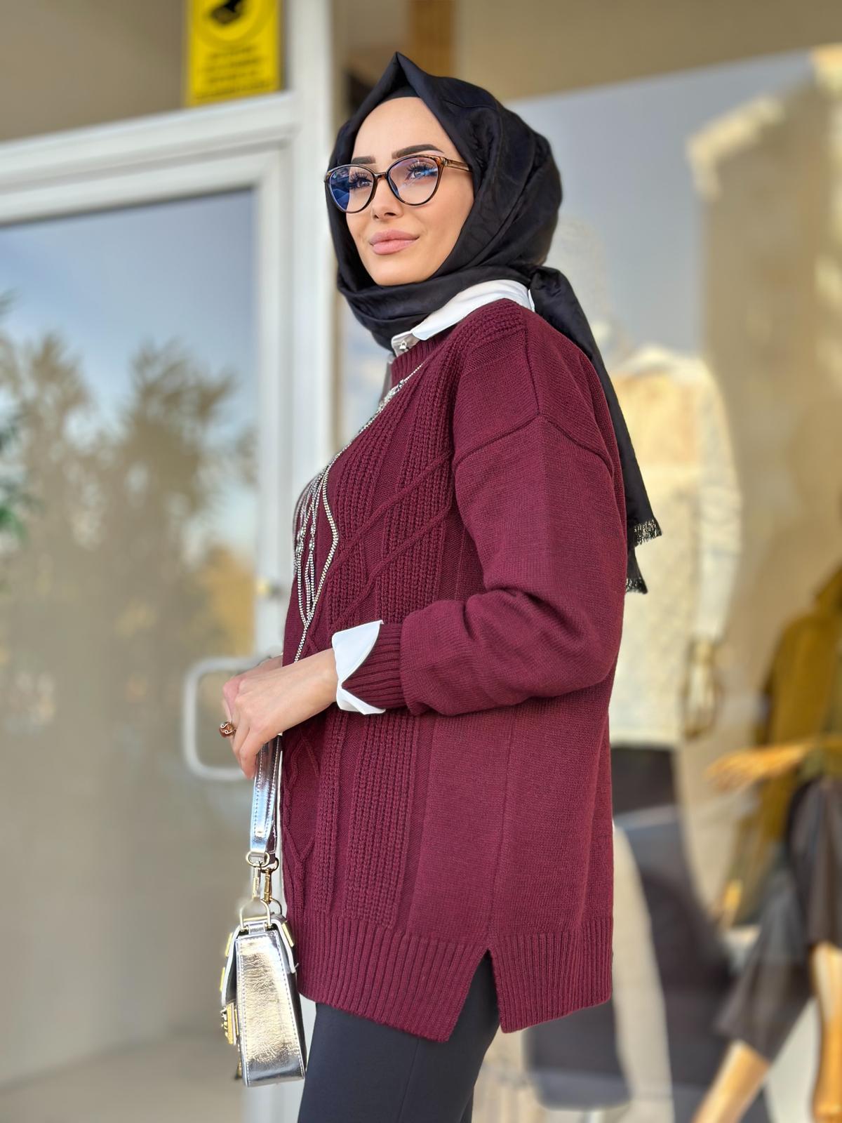 Önü Taşlı Triko Kazak-Tac 6104