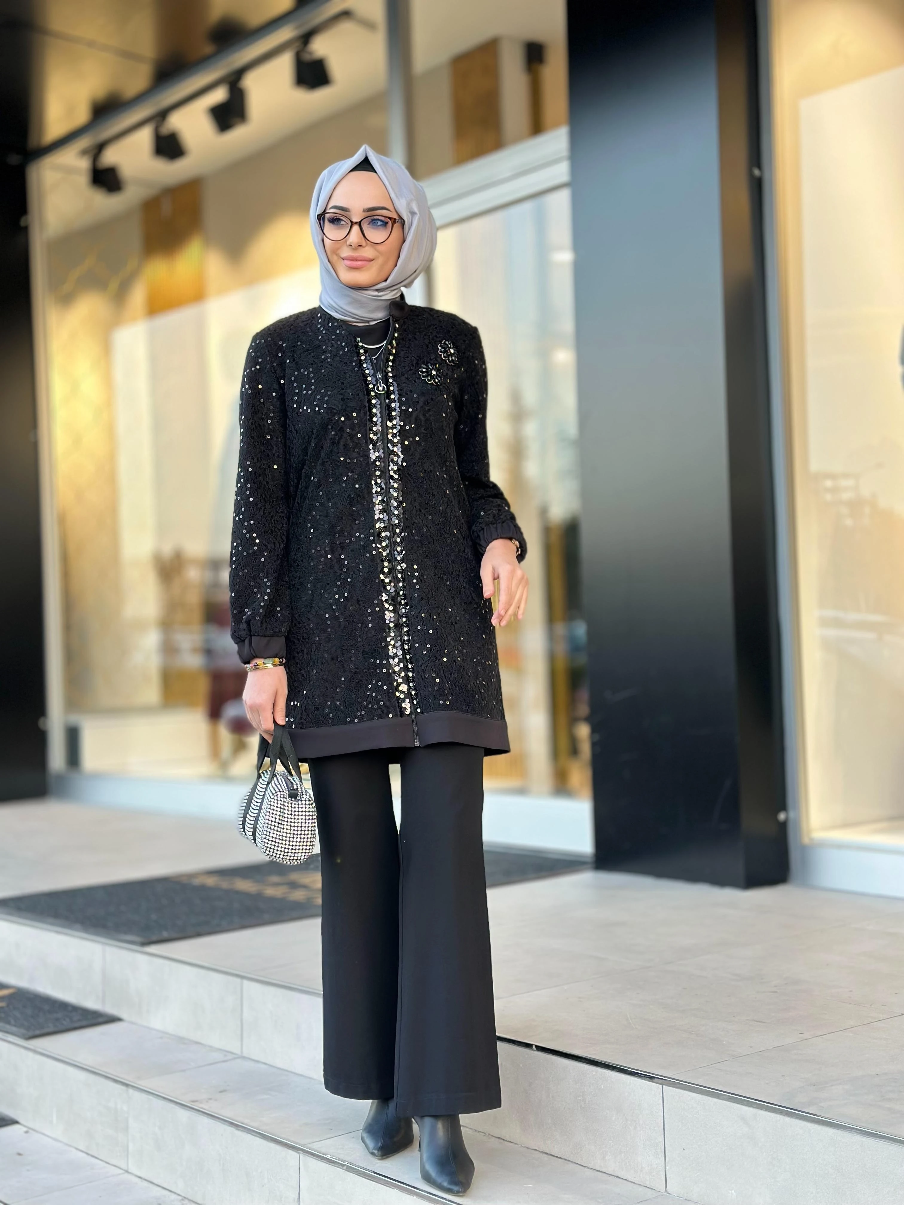 Pulpayetli Güpür Kap-Tac 4207