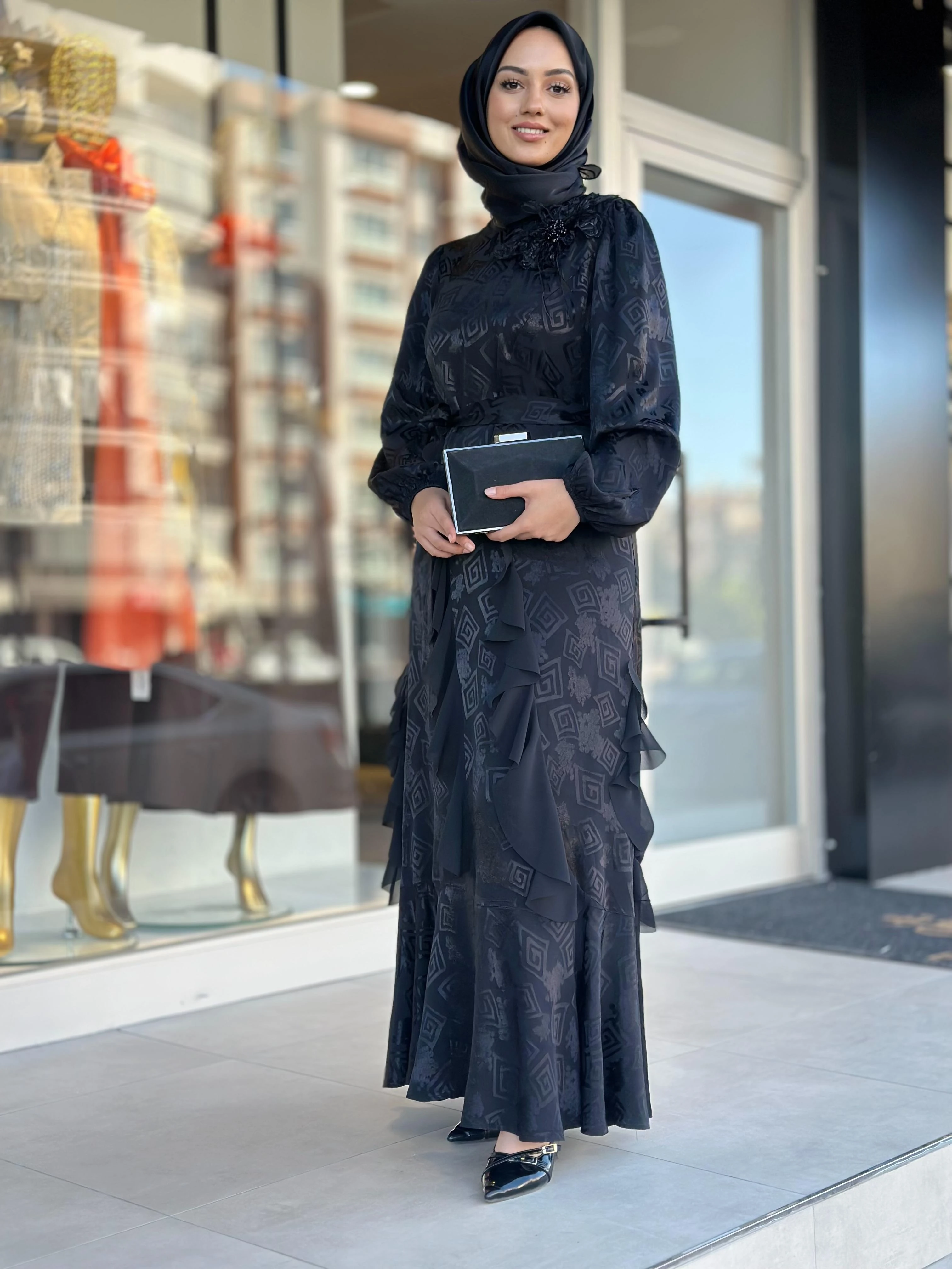 Omzu İşlemeli Jakar Elbise-Tac 05602