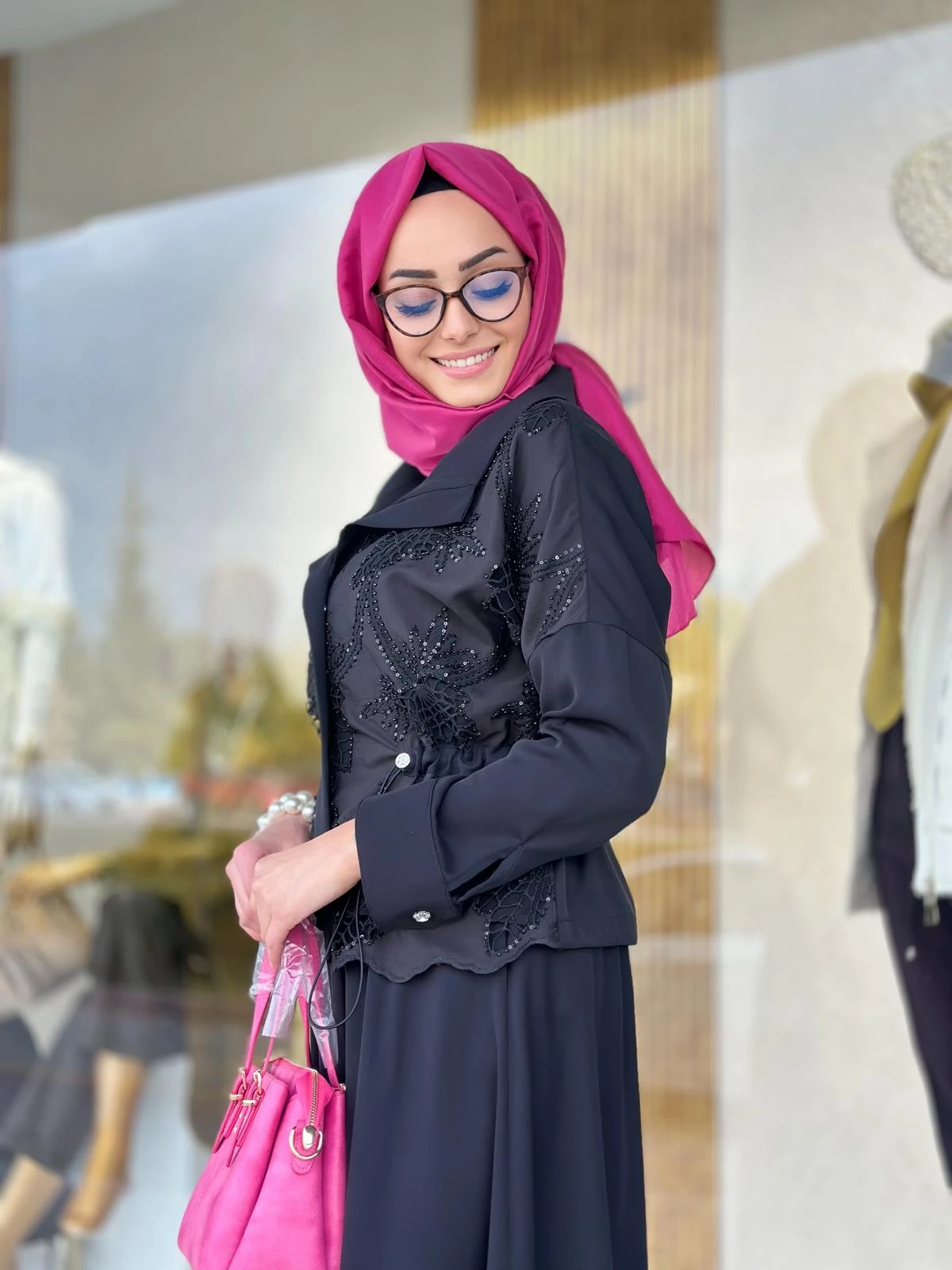 Dantelli Etekli Takım-Tac 1572