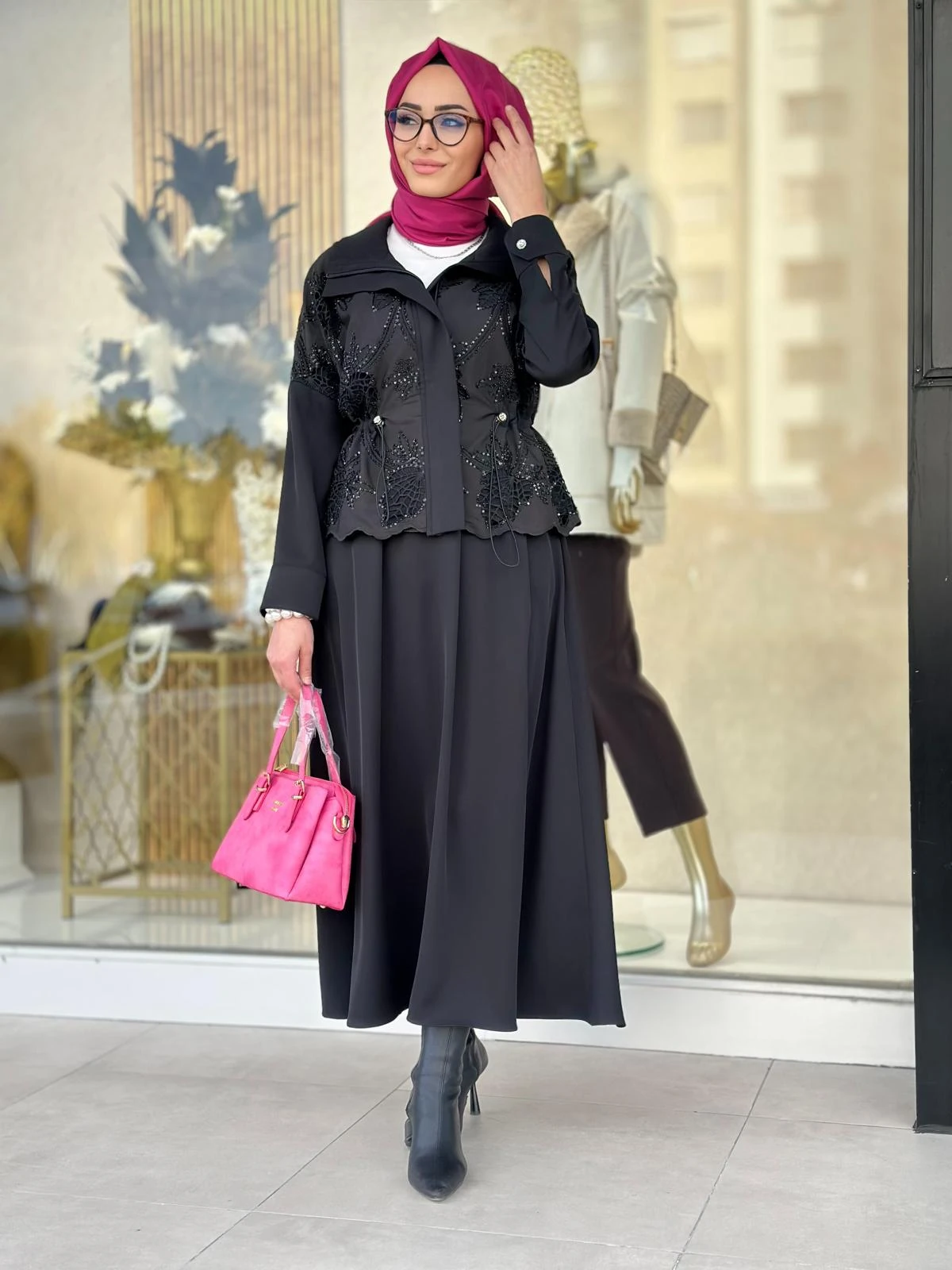 Dantelli Etekli Takım-Tac 1572