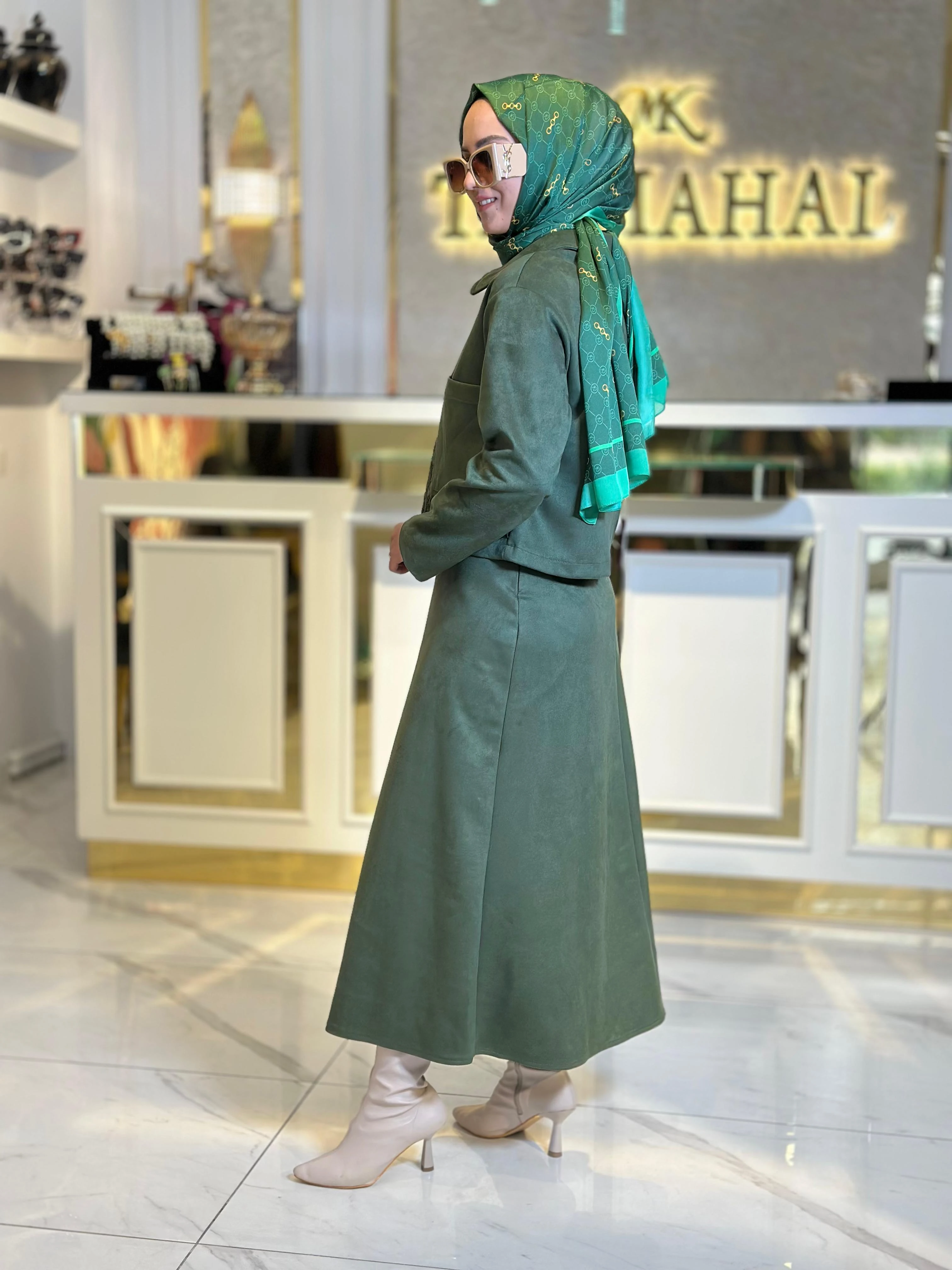 Süet Etekli Takım-Tac 14396