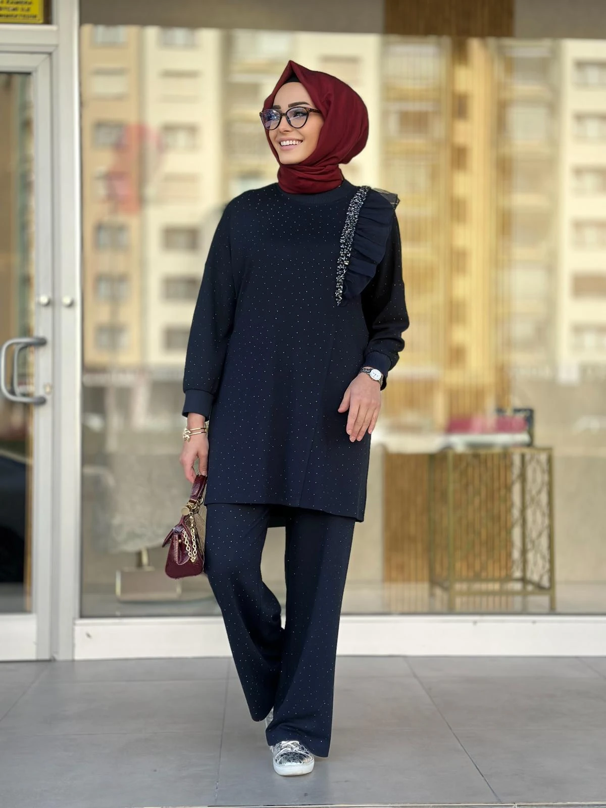 Fırfırlı Taşlı Takım-Tac 8877