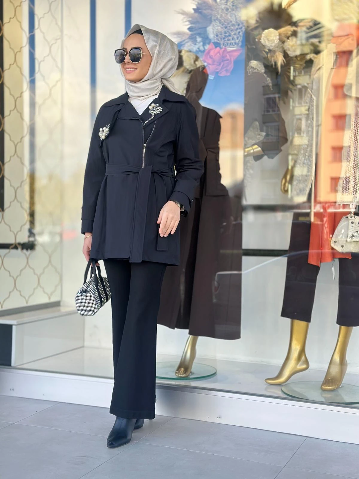 Yakası Taşlı Fermuarlı Trenç-Tac 7951